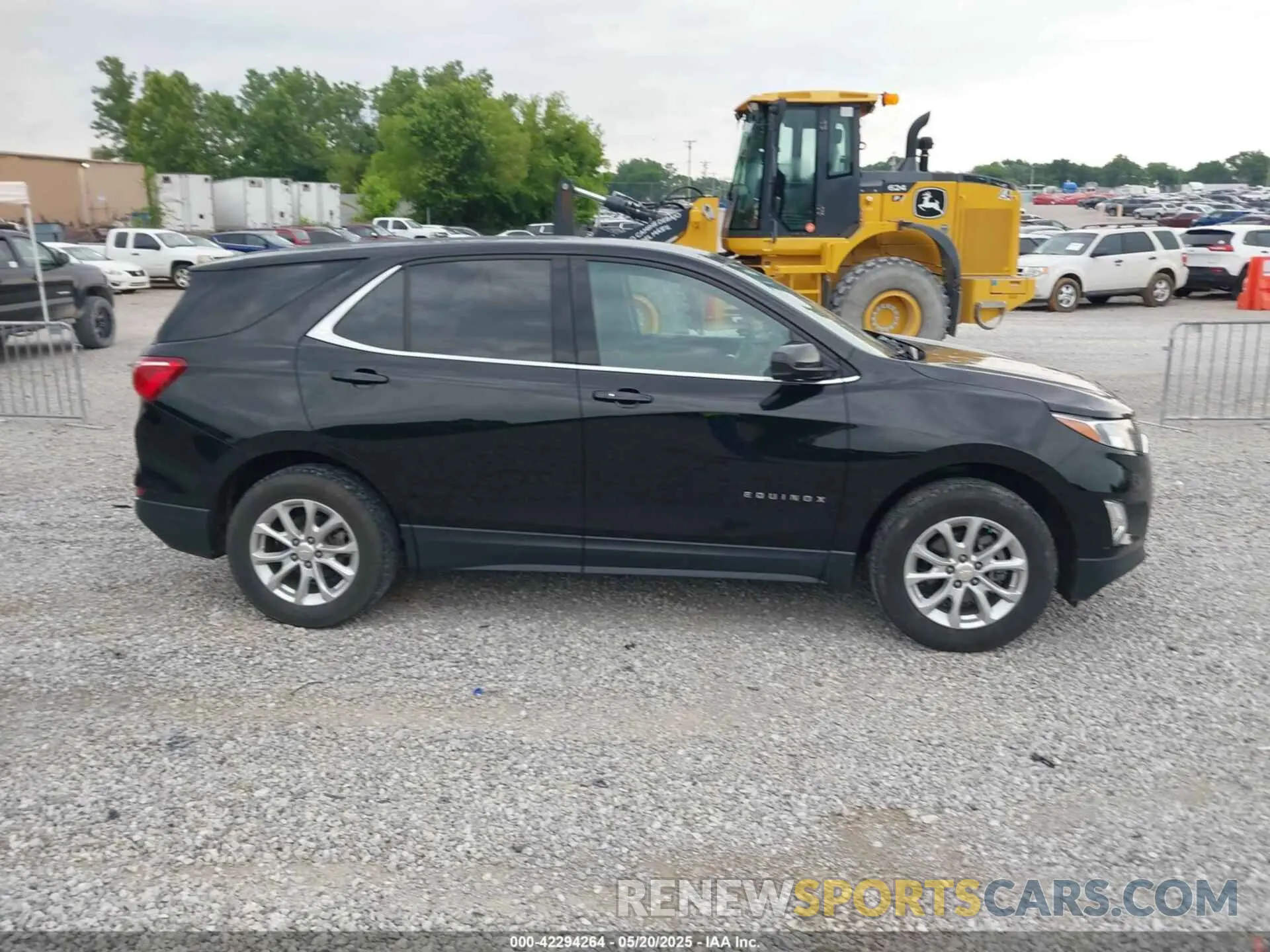 13 fotografías del automóvil dañado 2GNAXUEV6L6162813 CHEVROLET EQUINOX 2020