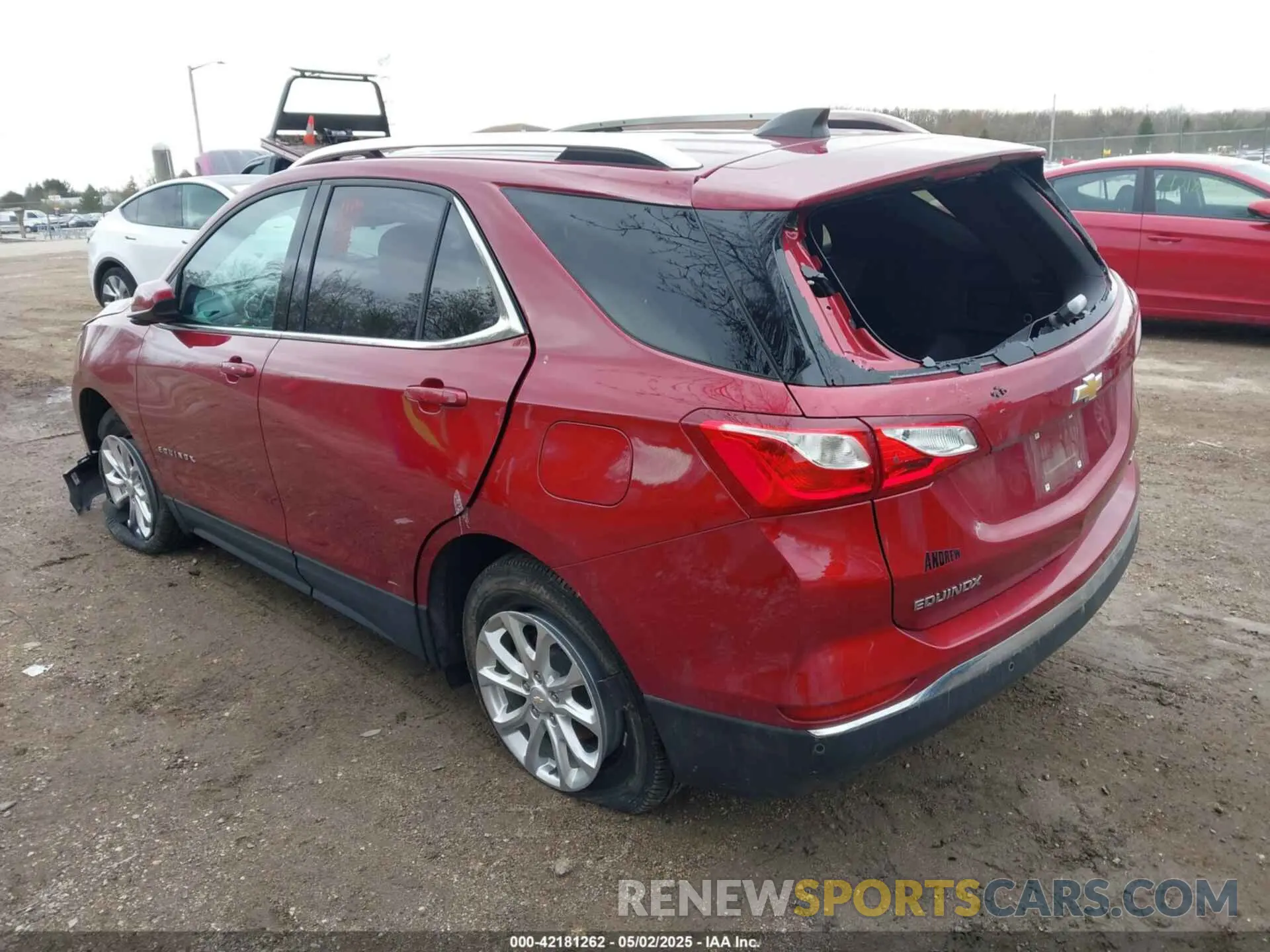 3 fotografías del automóvil dañado 2GNAXUEV6L6220600 CHEVROLET EQUINOX 2020