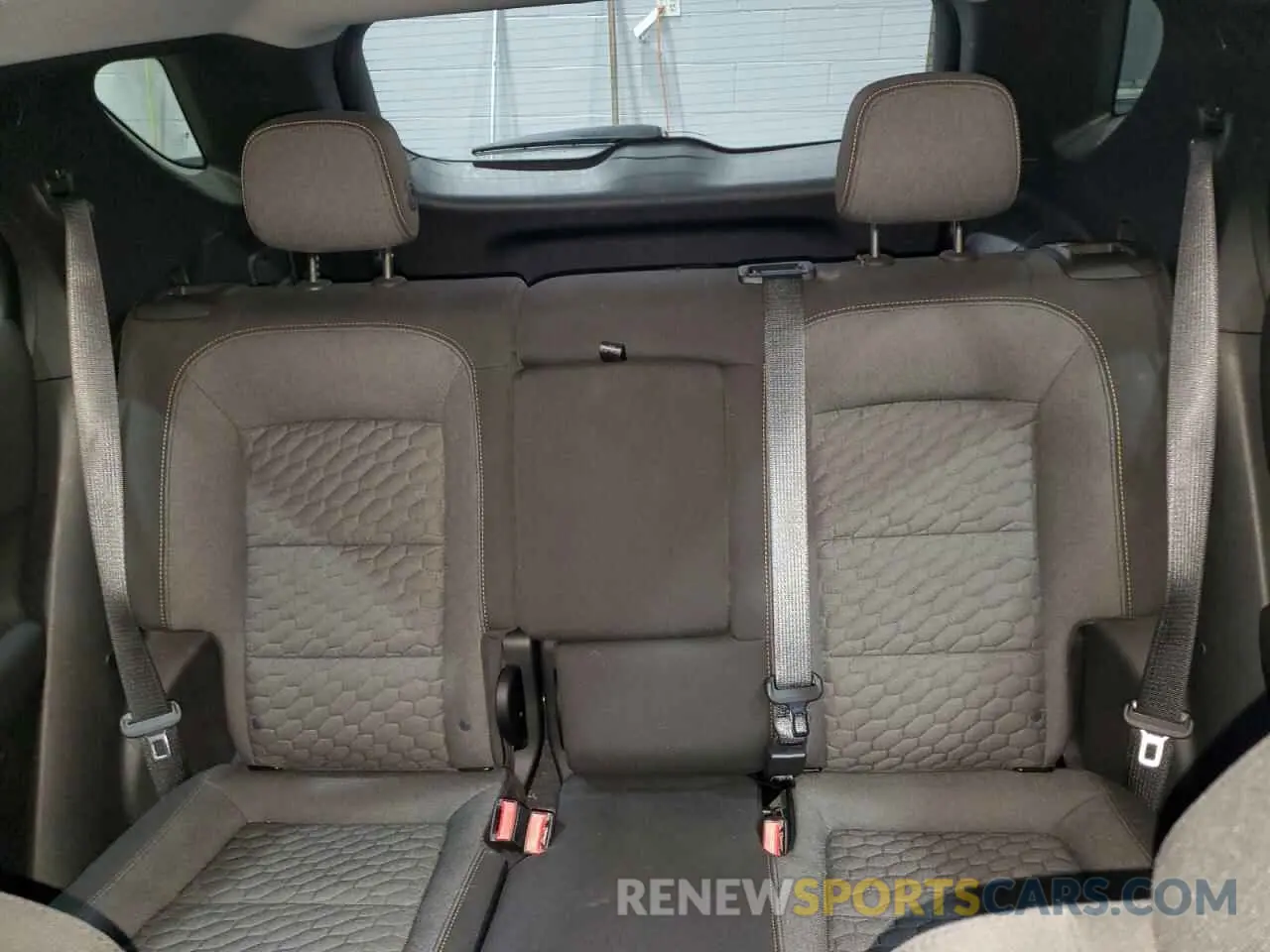 10 fotografías del automóvil dañado 2GNAXUEV6L6229118 CHEVROLET EQUINOX 2020