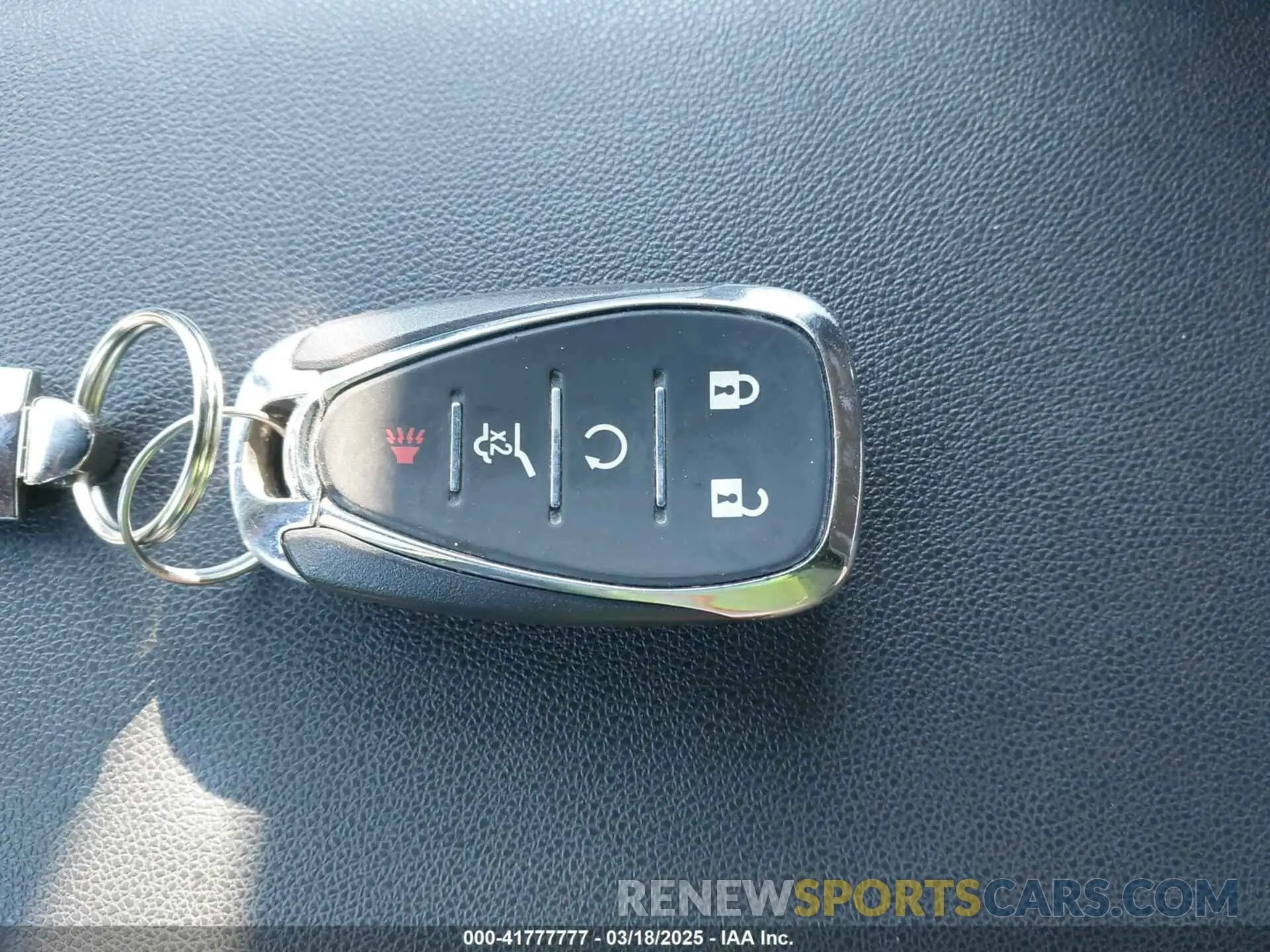 11 fotografías del automóvil dañado 2GNAXUEV6L6270199 CHEVROLET EQUINOX 2020