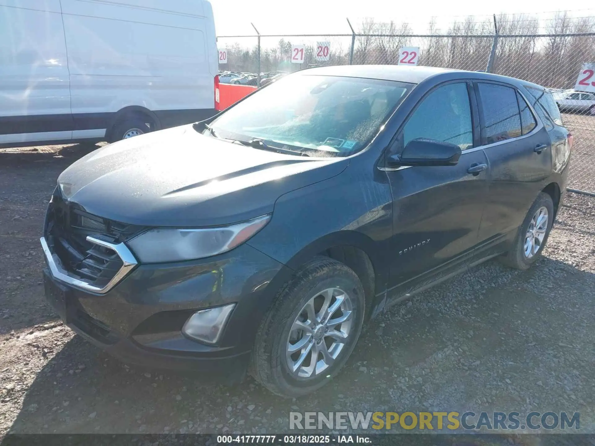 2 fotografías del automóvil dañado 2GNAXUEV6L6270199 CHEVROLET EQUINOX 2020