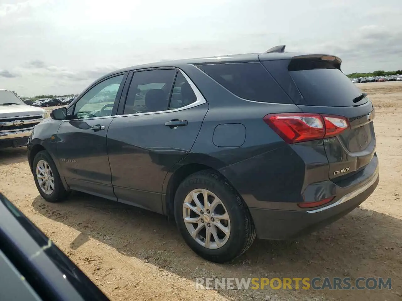 2 fotografías del automóvil dañado 2GNAXUEV7L6109361 CHEVROLET EQUINOX 2020