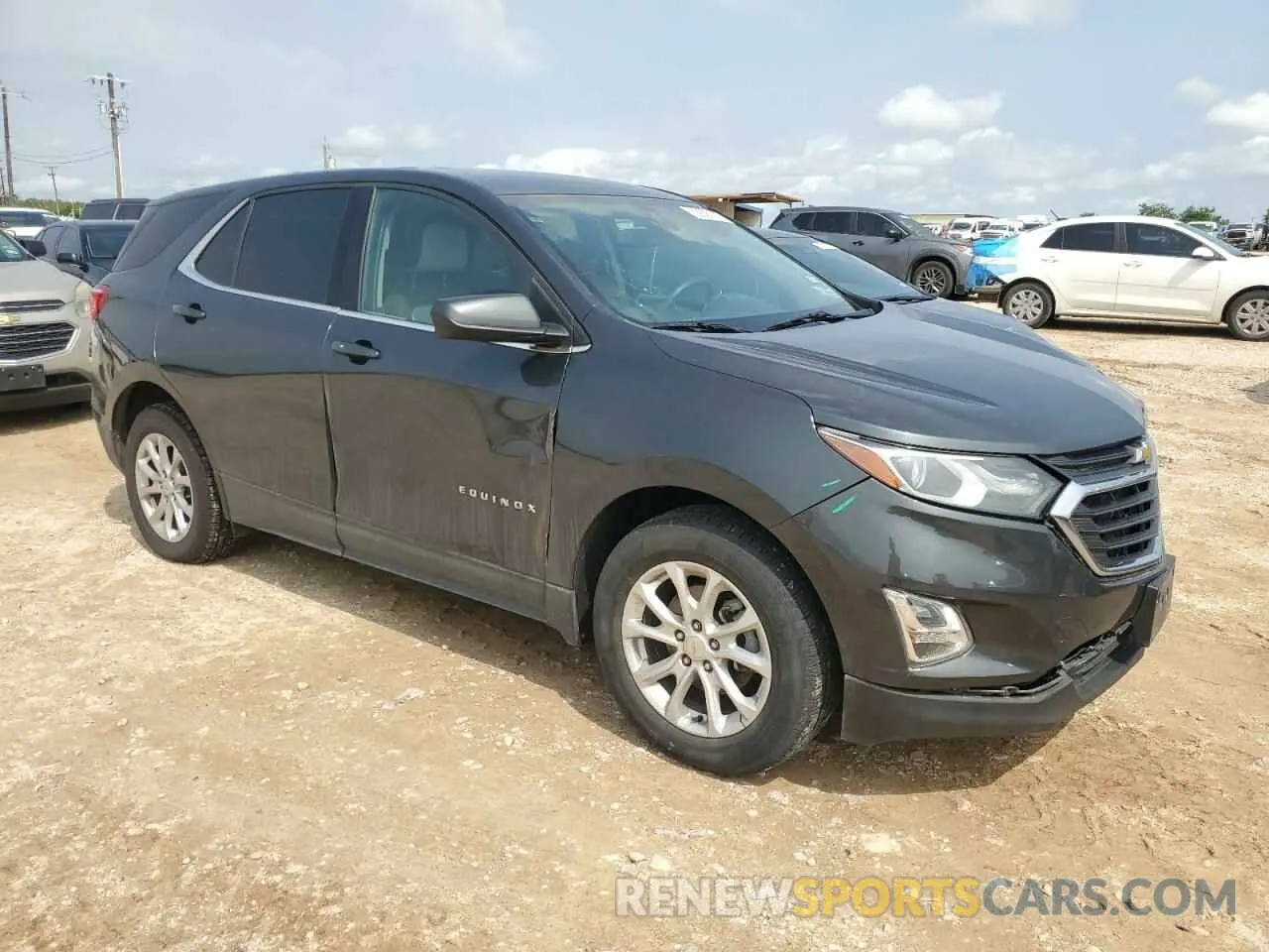 4 fotografías del automóvil dañado 2GNAXUEV7L6109361 CHEVROLET EQUINOX 2020