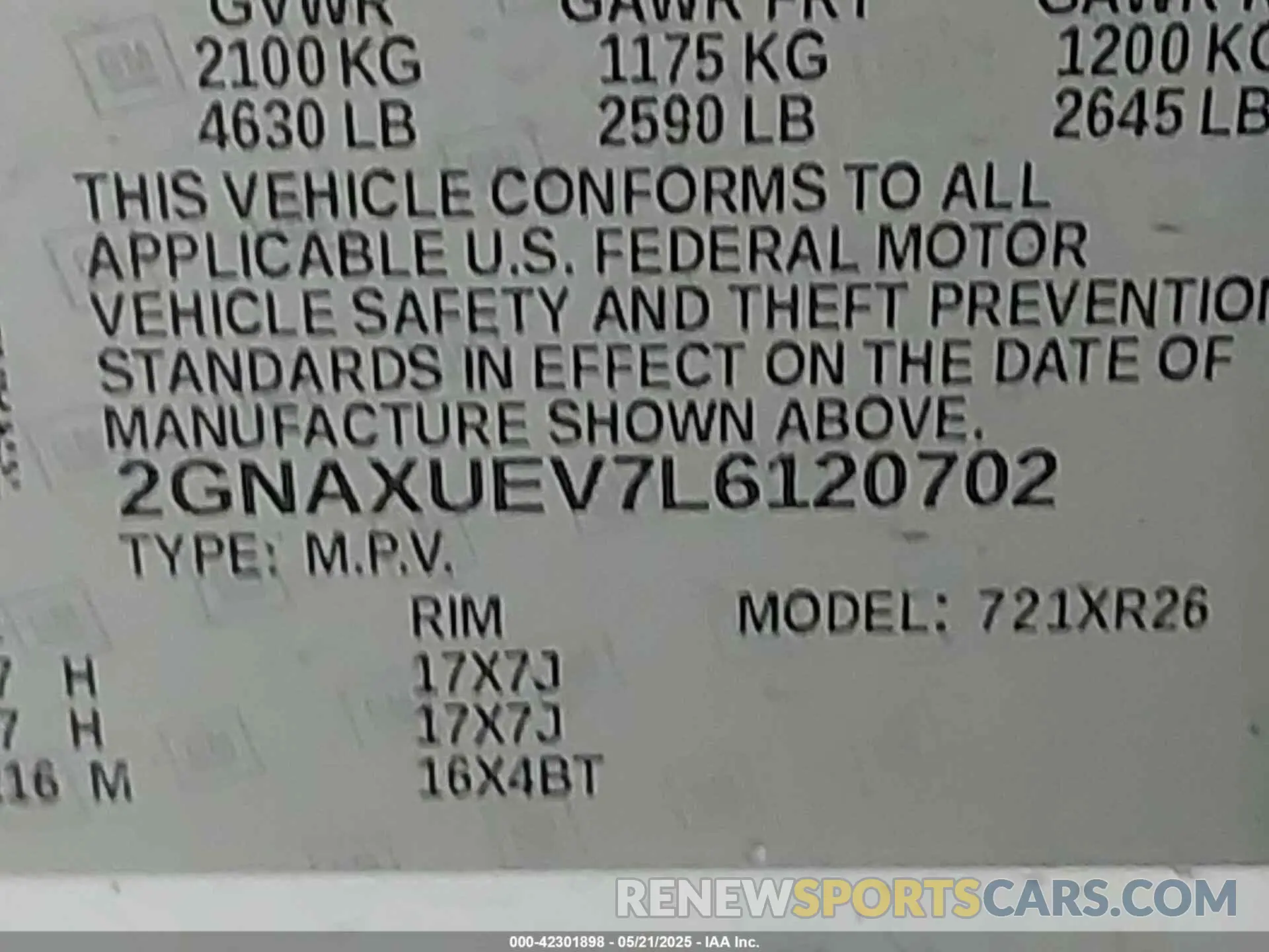 9 fotografías del automóvil dañado 2GNAXUEV7L6120702 CHEVROLET EQUINOX 2020