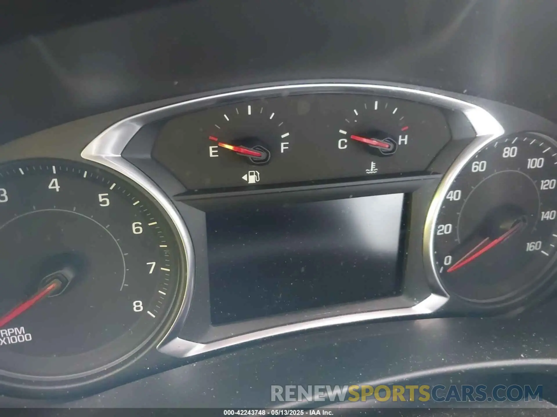 7 fotografías del automóvil dañado 2GNAXUEV7L6191348 CHEVROLET EQUINOX 2020