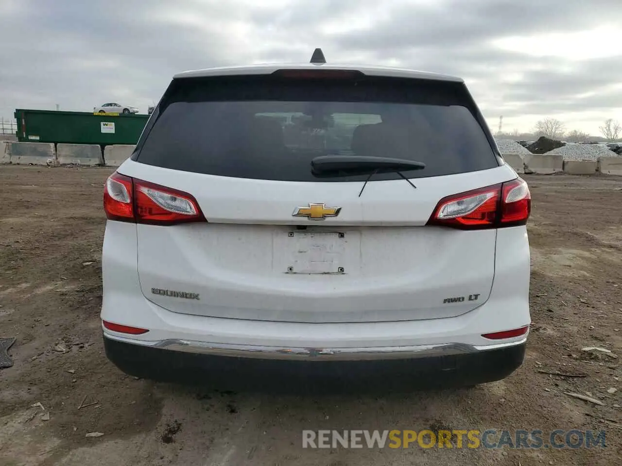 6 fotografías del automóvil dañado 2GNAXUEV7L6202333 CHEVROLET EQUINOX 2020