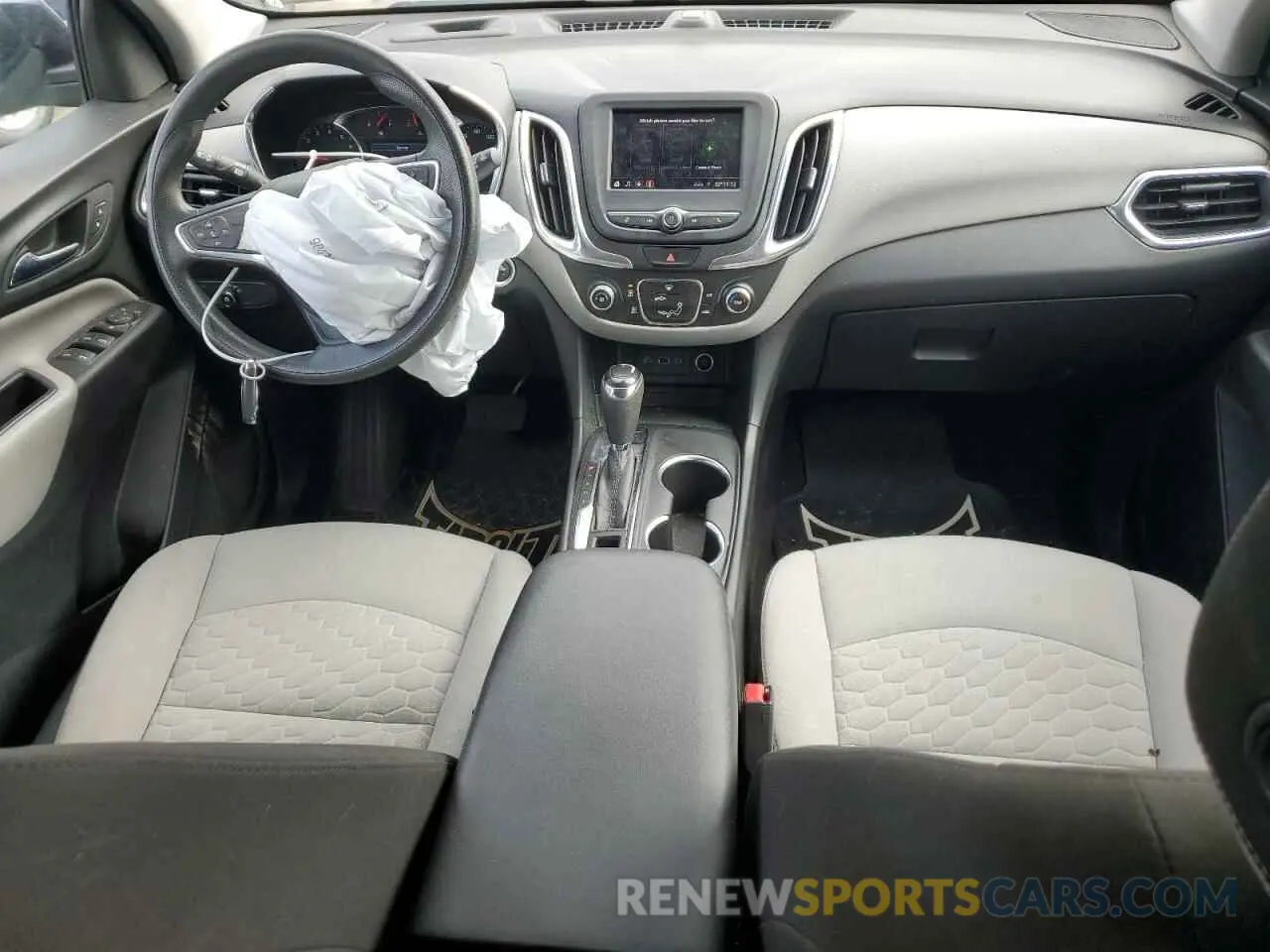 8 fotografías del automóvil dañado 2GNAXUEV7L6203272 CHEVROLET EQUINOX 2020