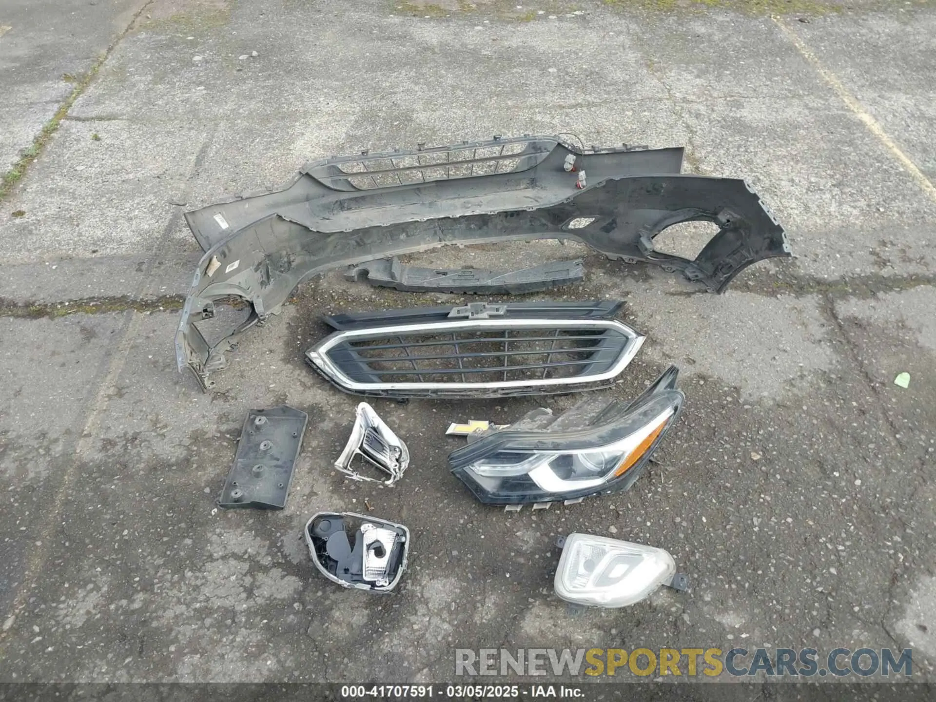 12 fotografías del automóvil dañado 2GNAXUEV7L6217141 CHEVROLET EQUINOX 2020