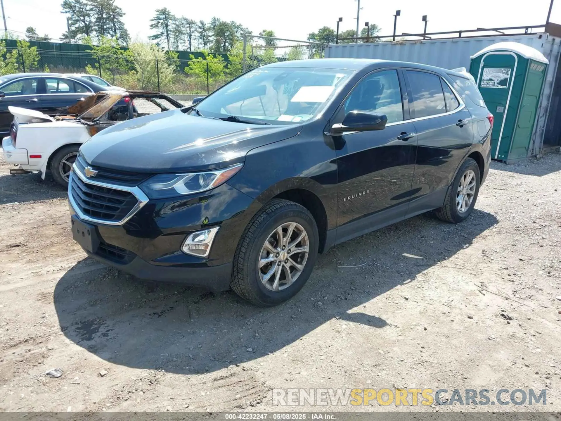 2 fotografías del automóvil dañado 2GNAXUEV7L6238054 CHEVROLET EQUINOX 2020