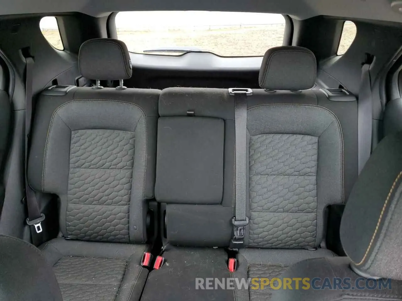 10 fotografías del automóvil dañado 2GNAXUEV7L6244324 CHEVROLET EQUINOX 2020