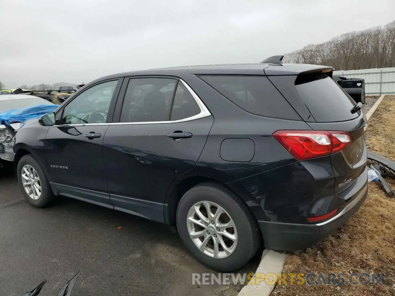 2 fotografías del automóvil dañado 2GNAXUEV7L6244324 CHEVROLET EQUINOX 2020