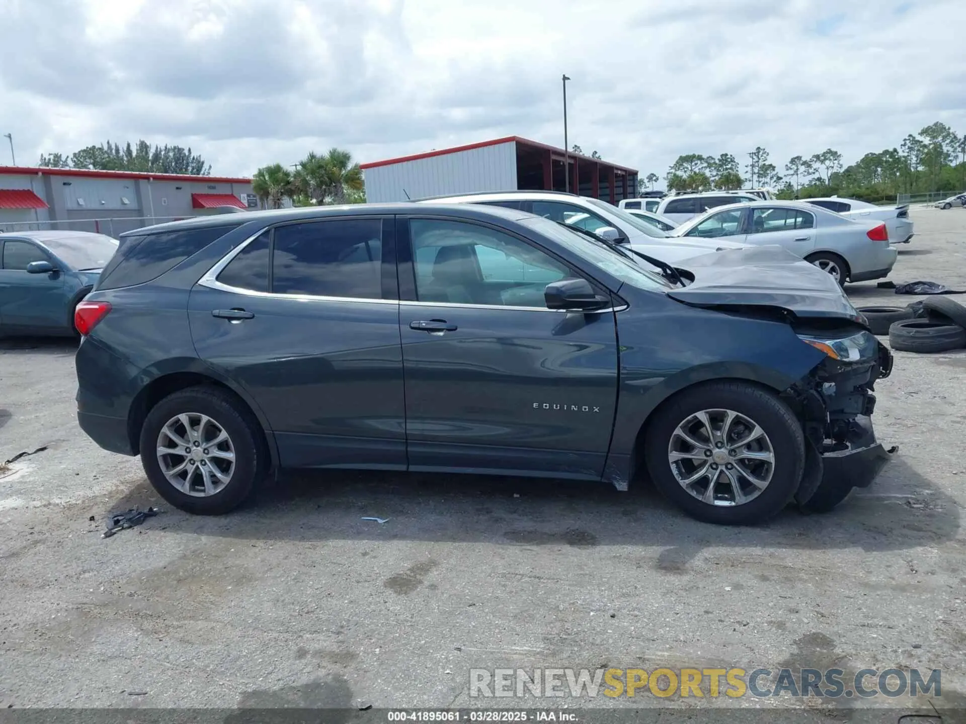 14 fotografías del automóvil dañado 2GNAXUEV8L6109417 CHEVROLET EQUINOX 2020