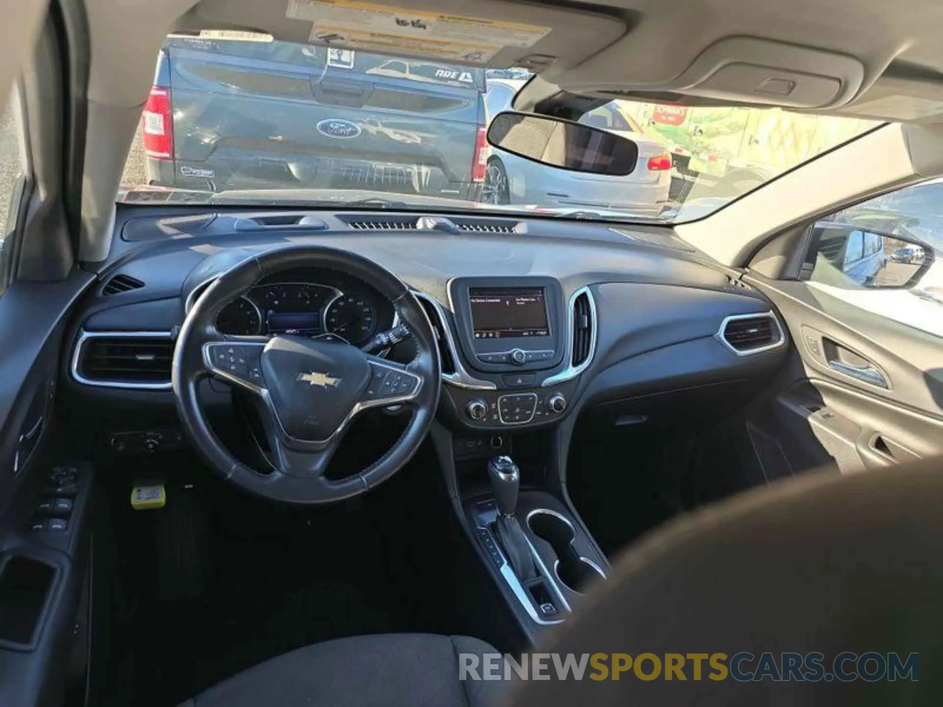 11 fotografías del automóvil dañado 2GNAXUEV8L6188300 CHEVROLET EQUINOX 2020