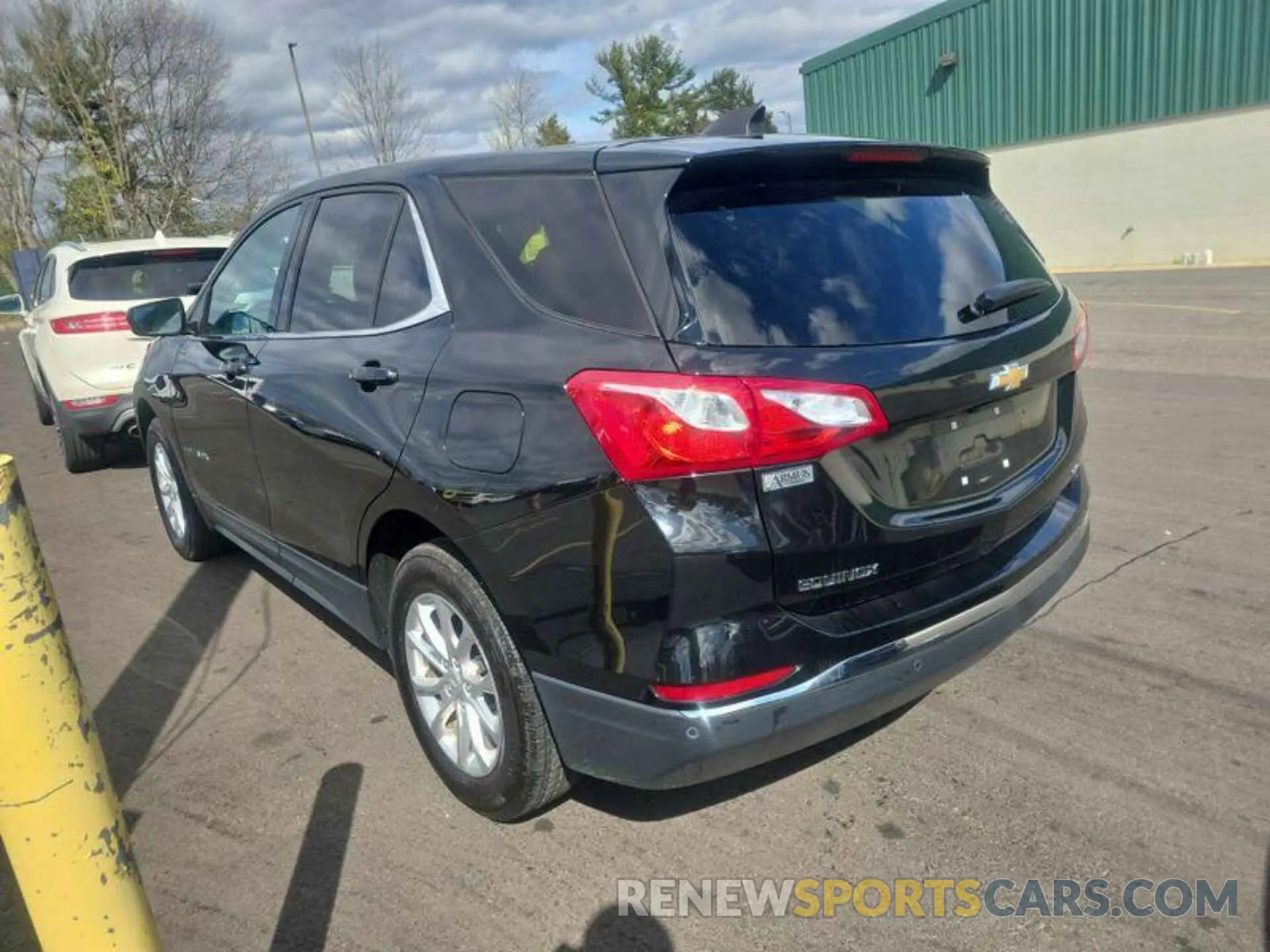 13 fotografías del automóvil dañado 2GNAXUEV8L6188300 CHEVROLET EQUINOX 2020