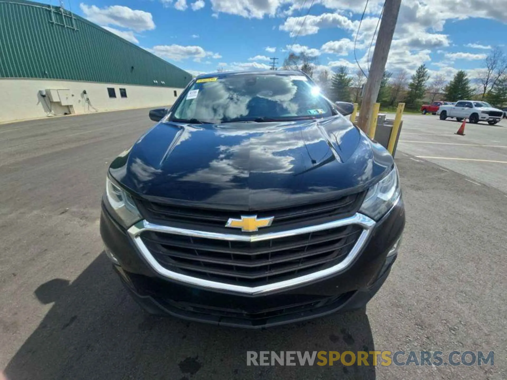 18 fotografías del automóvil dañado 2GNAXUEV8L6188300 CHEVROLET EQUINOX 2020