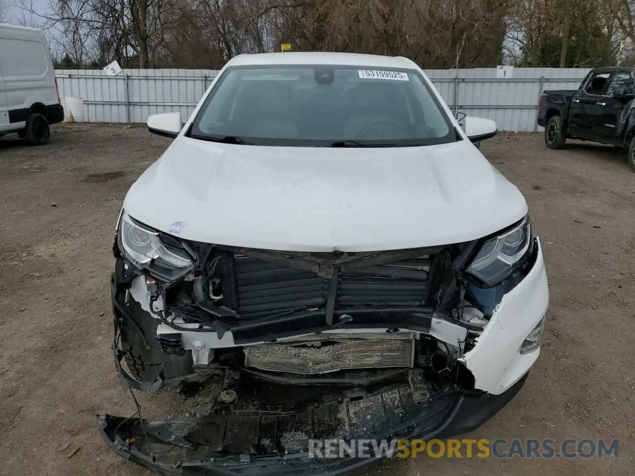 5 fotografías del automóvil dañado 2GNAXUEV8L6223188 CHEVROLET EQUINOX 2020