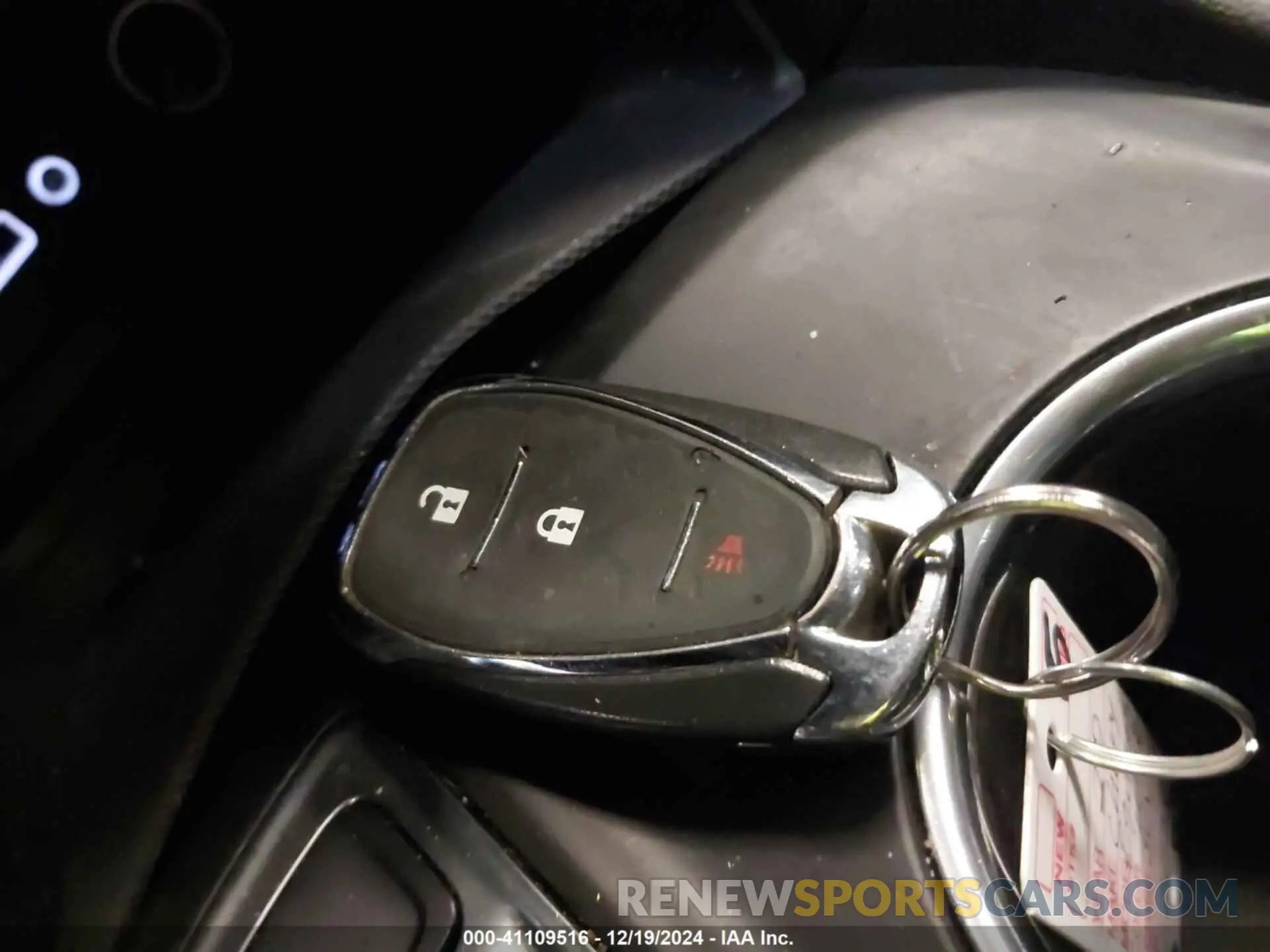 11 fotografías del automóvil dañado 2GNAXUEVXL6160028 CHEVROLET EQUINOX 2020