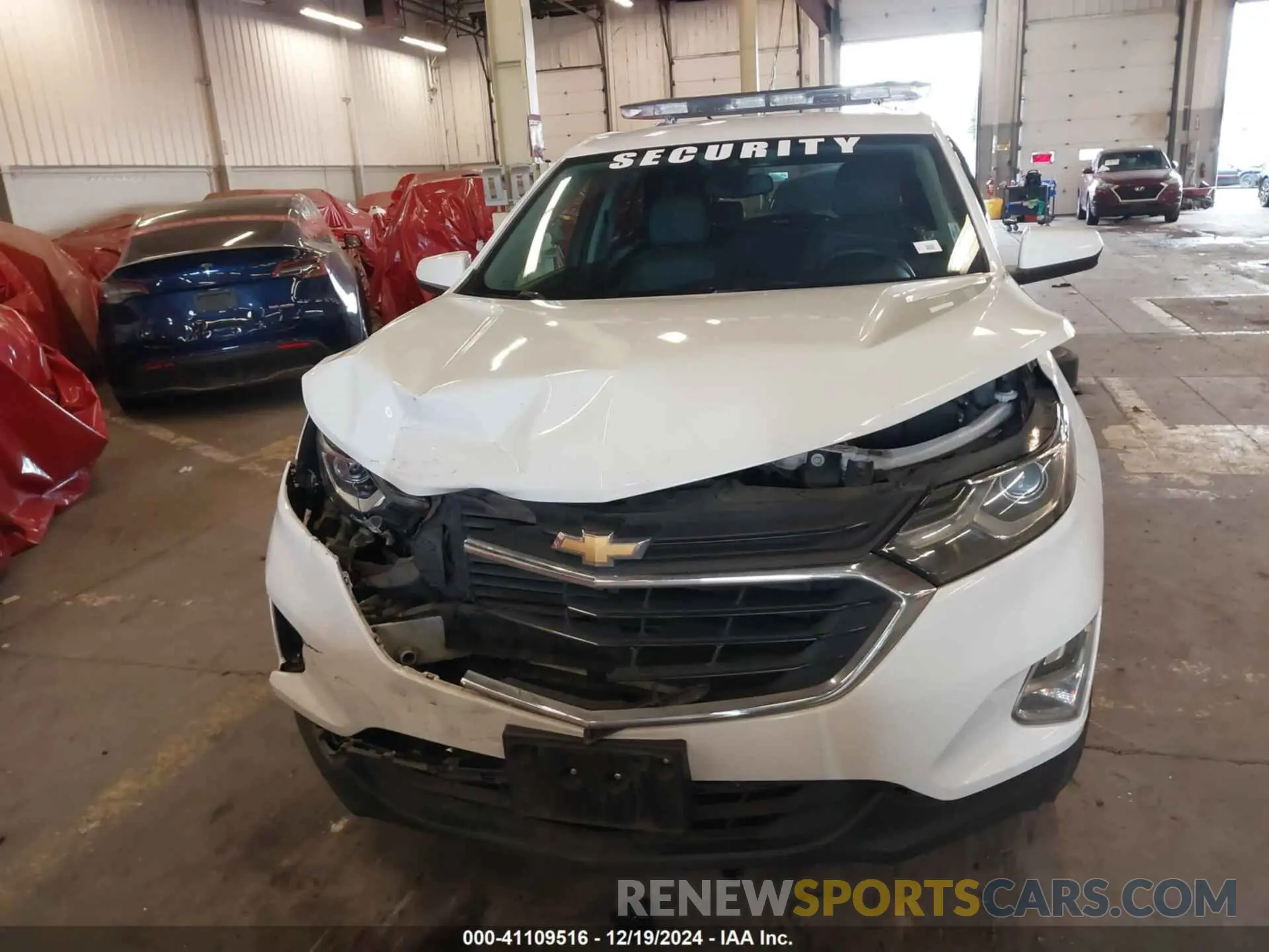 12 fotografías del automóvil dañado 2GNAXUEVXL6160028 CHEVROLET EQUINOX 2020