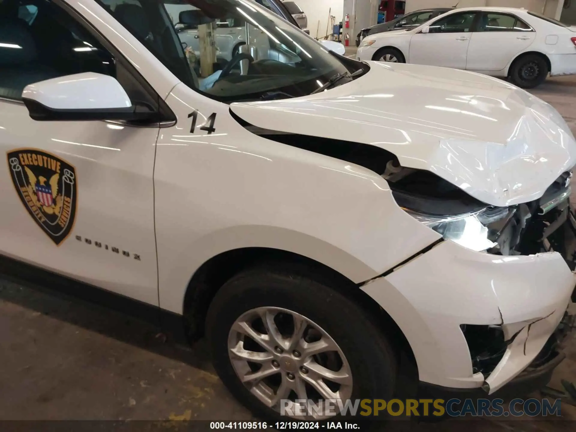 17 fotografías del automóvil dañado 2GNAXUEVXL6160028 CHEVROLET EQUINOX 2020