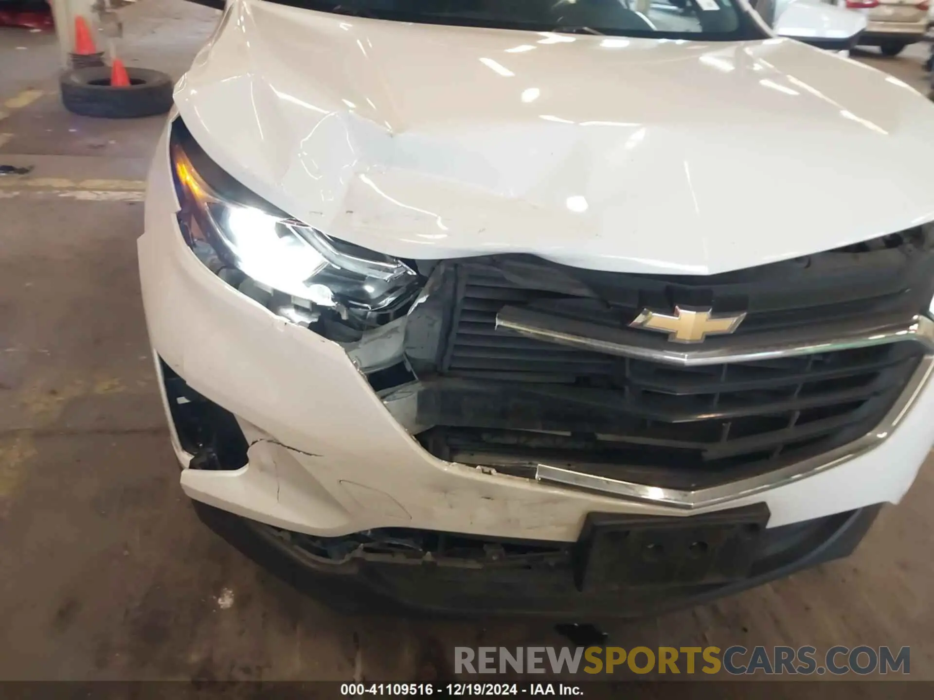 19 fotografías del automóvil dañado 2GNAXUEVXL6160028 CHEVROLET EQUINOX 2020