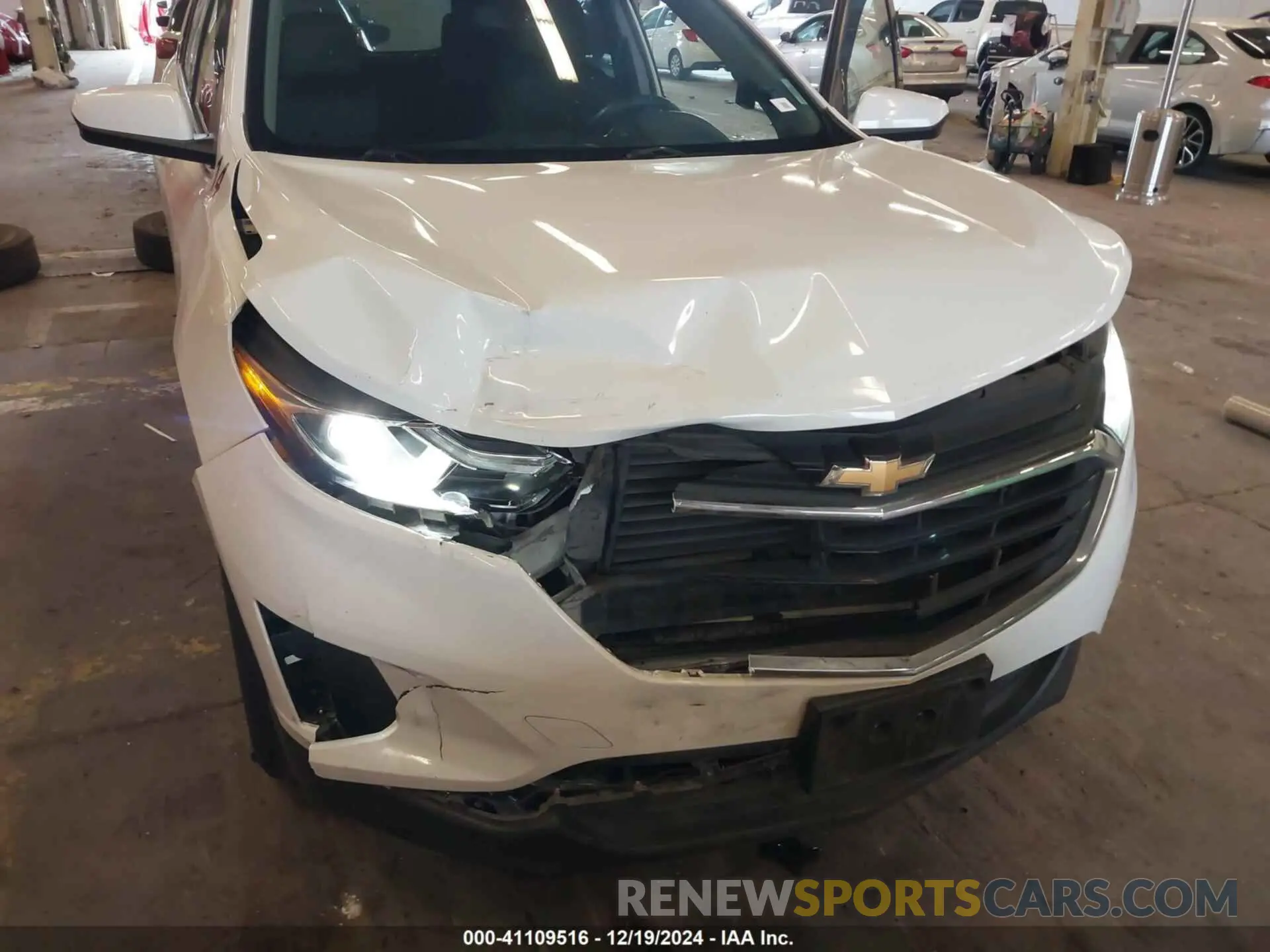 6 fotografías del automóvil dañado 2GNAXUEVXL6160028 CHEVROLET EQUINOX 2020