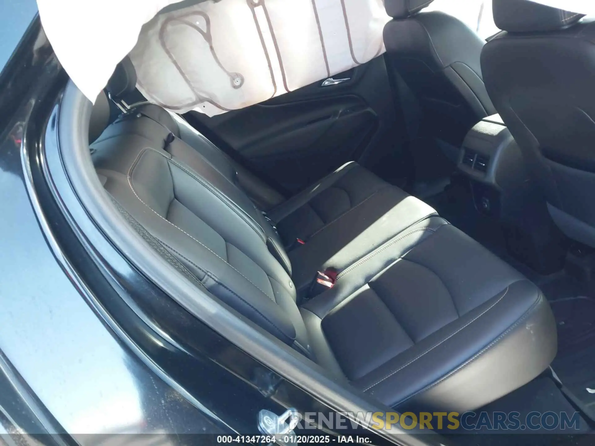 8 fotografías del automóvil dañado 2GNAXUEVXL6227212 CHEVROLET EQUINOX 2020