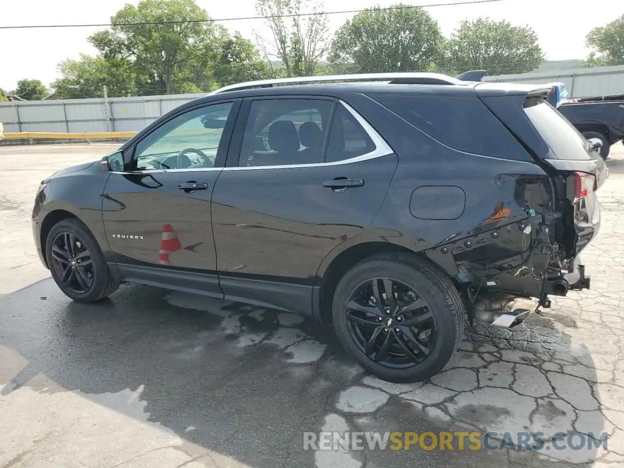 2 fotografías del automóvil dañado 2GNAXVEX3L6194917 CHEVROLET EQUINOX 2020