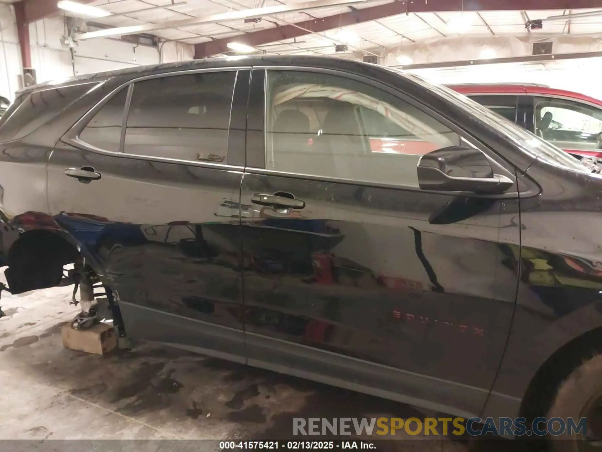 13 fotografías del automóvil dañado 2GNAXVEX6L6100500 CHEVROLET EQUINOX 2020