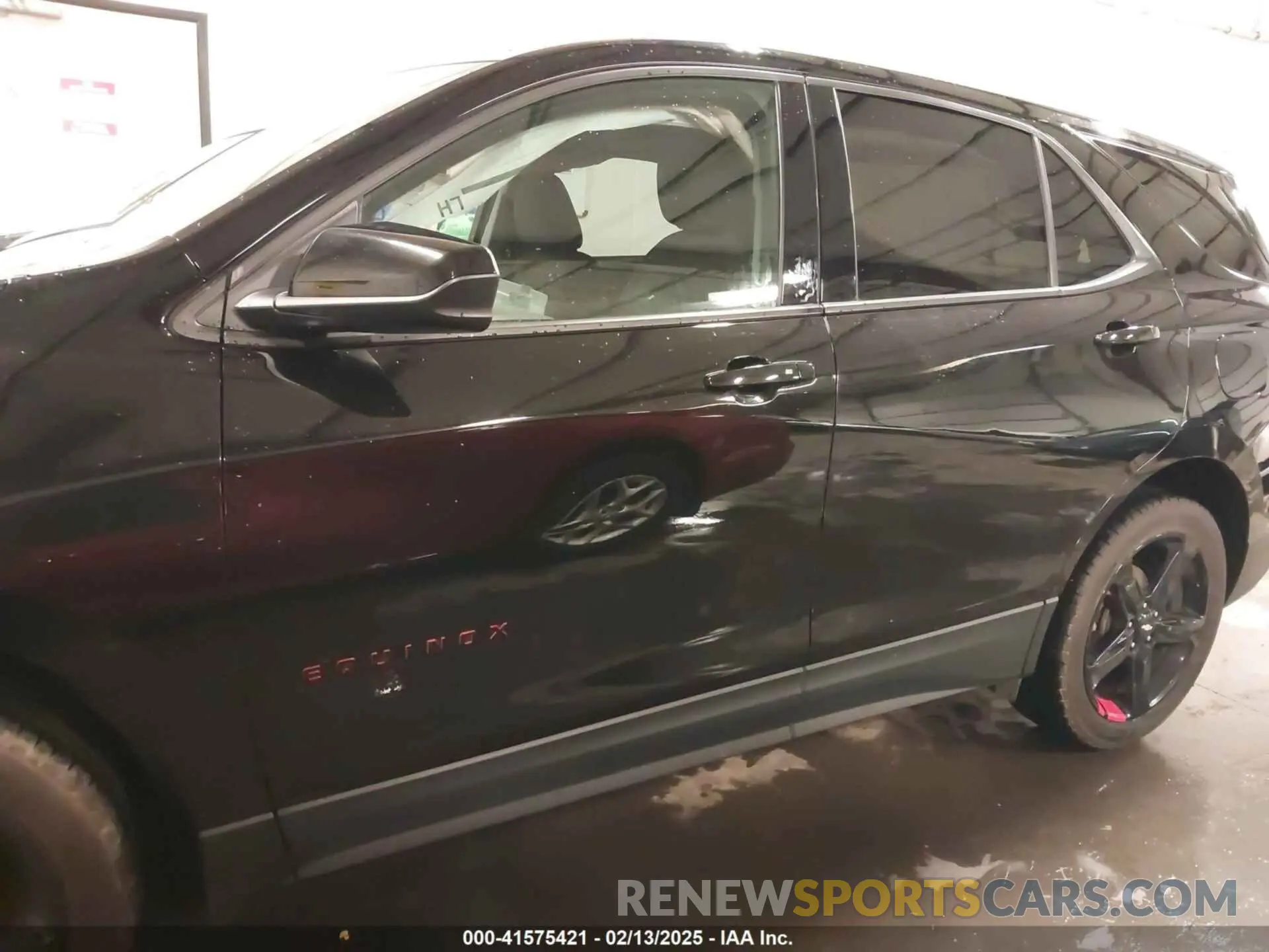 14 fotografías del automóvil dañado 2GNAXVEX6L6100500 CHEVROLET EQUINOX 2020