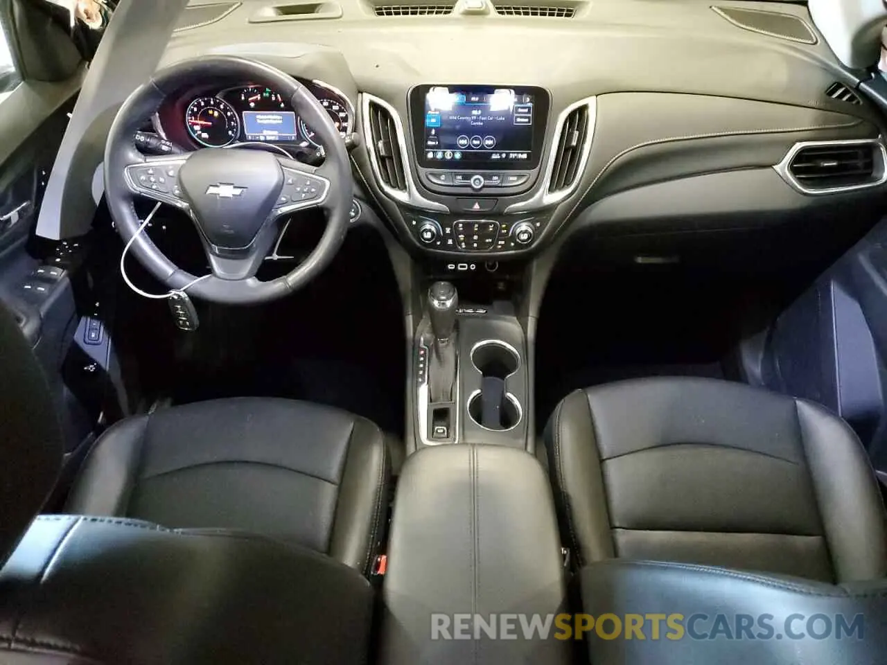 8 fotografías del automóvil dañado 2GNAXXEV4L6276570 CHEVROLET EQUINOX 2020