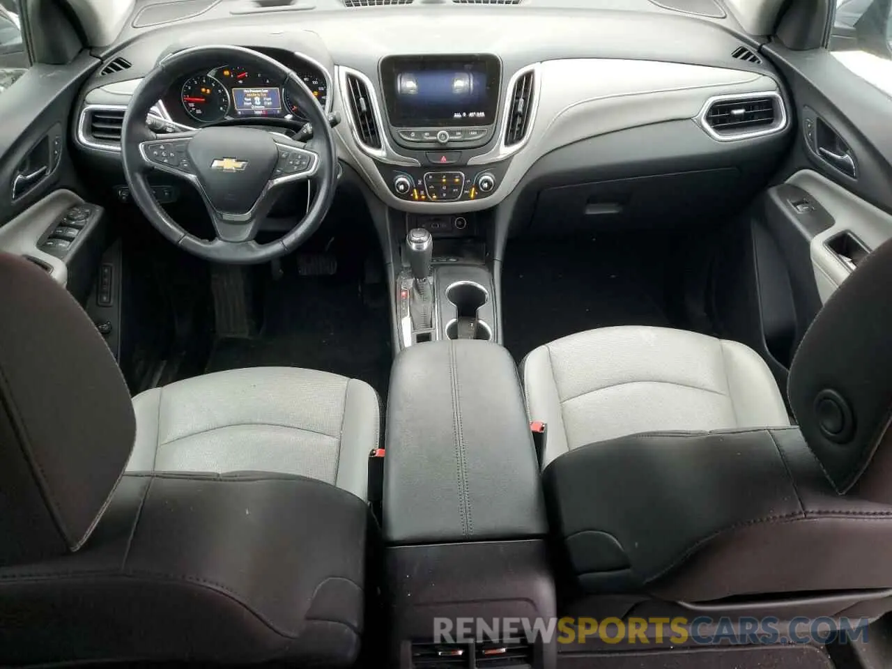 8 fotografías del automóvil dañado 2GNAXXEV6L6125956 CHEVROLET EQUINOX 2020