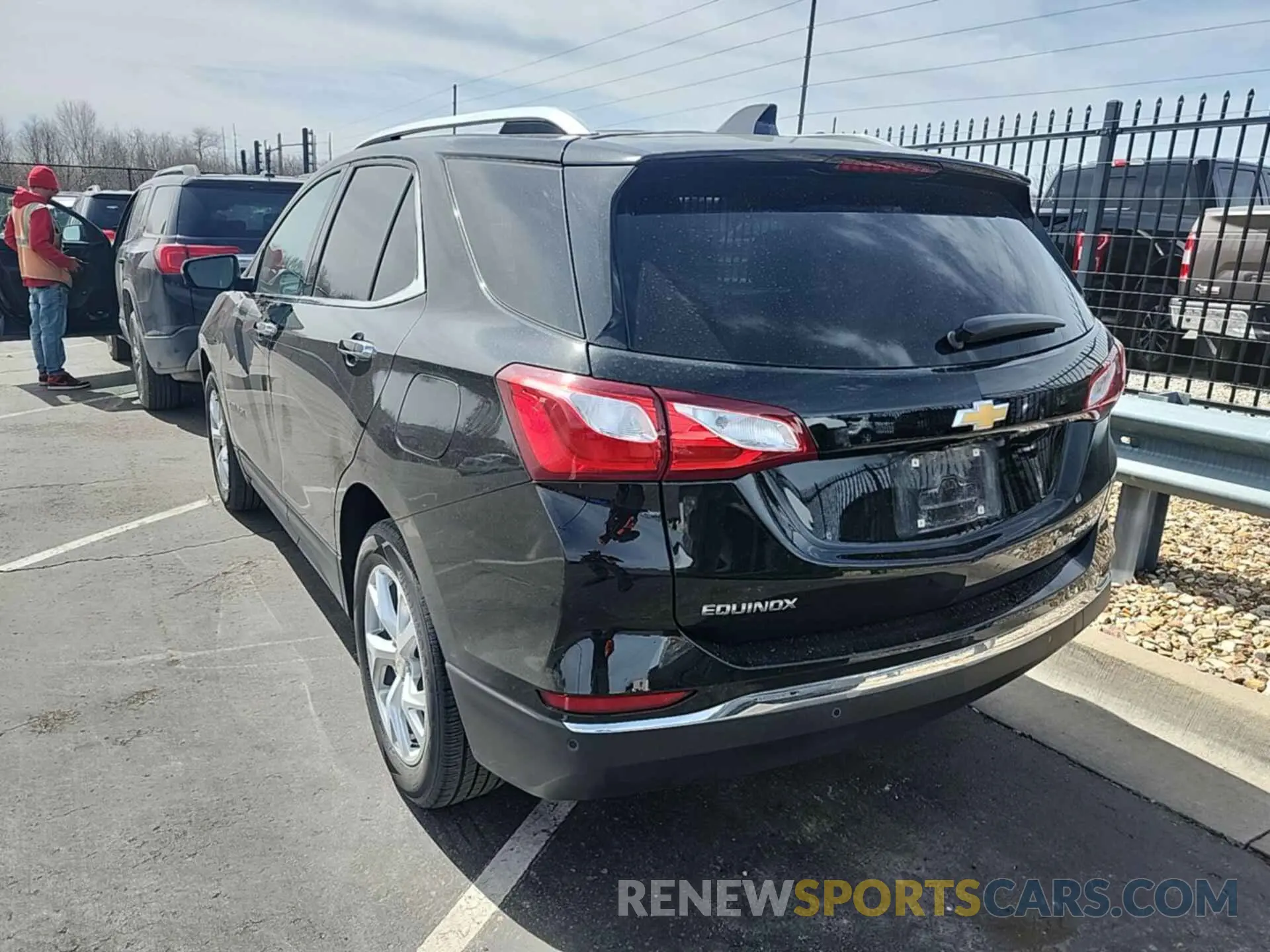 10 fotografías del automóvil dañado 2GNAXXEVXL6215532 CHEVROLET EQUINOX 2020