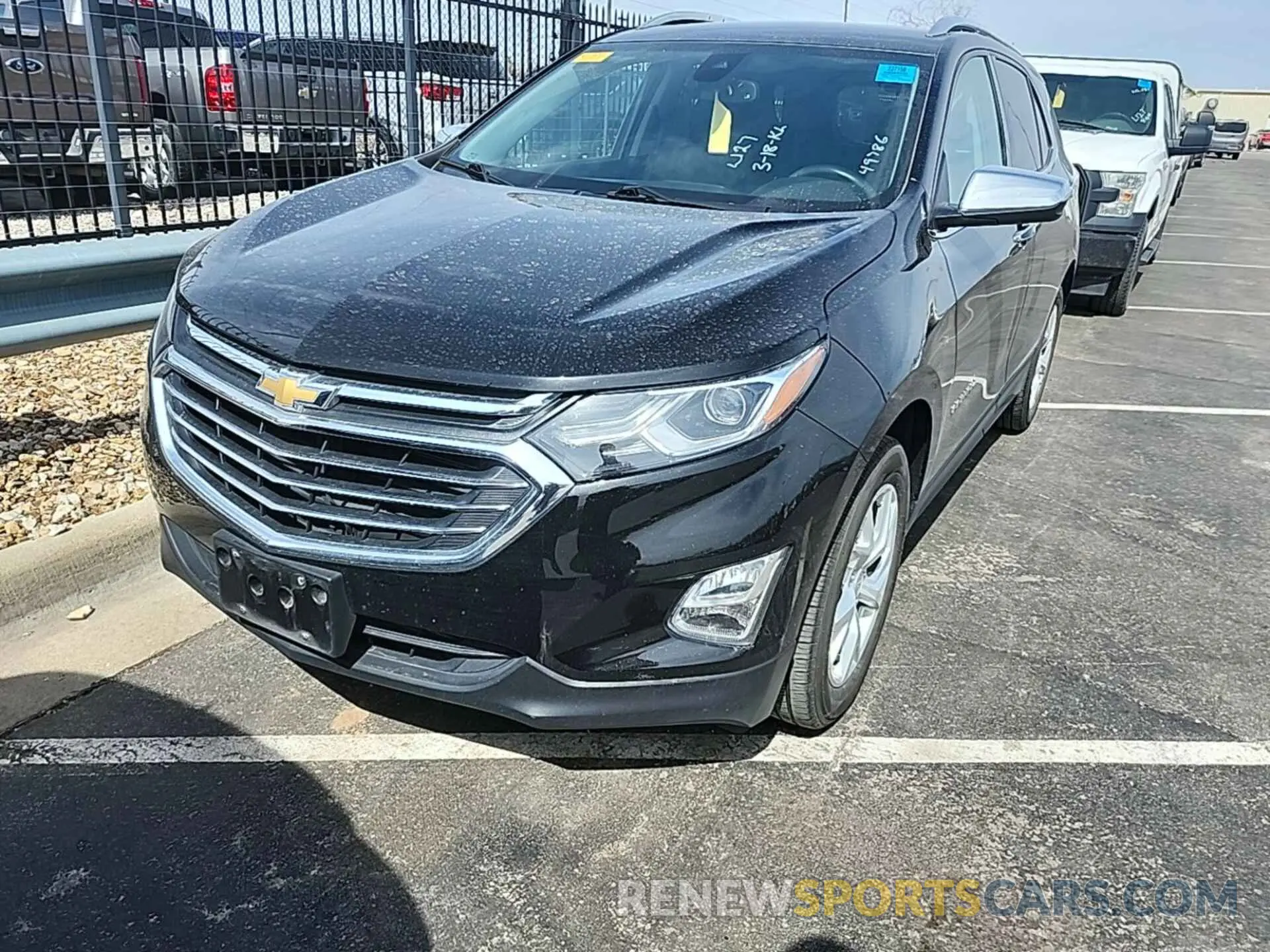 12 fotografías del automóvil dañado 2GNAXXEVXL6215532 CHEVROLET EQUINOX 2020