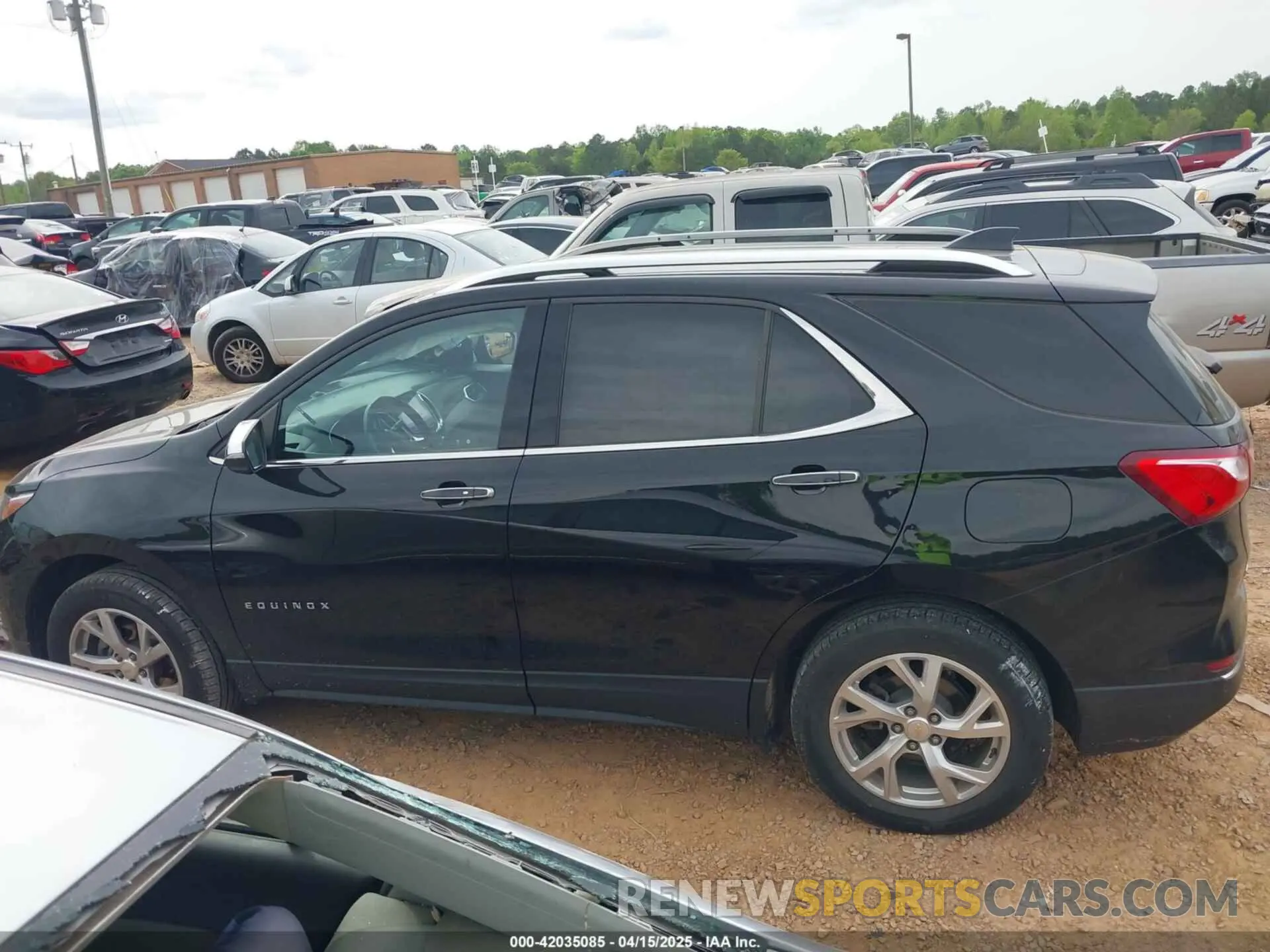 14 fotografías del automóvil dañado 2GNAXXEVXL6233514 CHEVROLET EQUINOX 2020