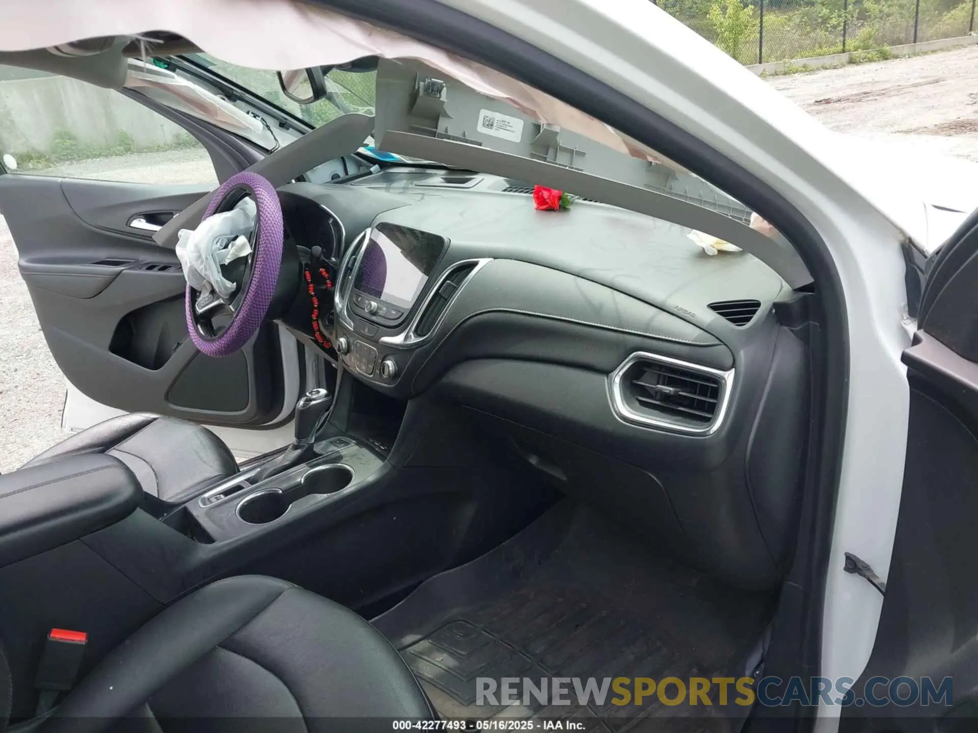 5 fotografías del automóvil dañado 2GNAXYEX0L6228717 CHEVROLET EQUINOX 2020