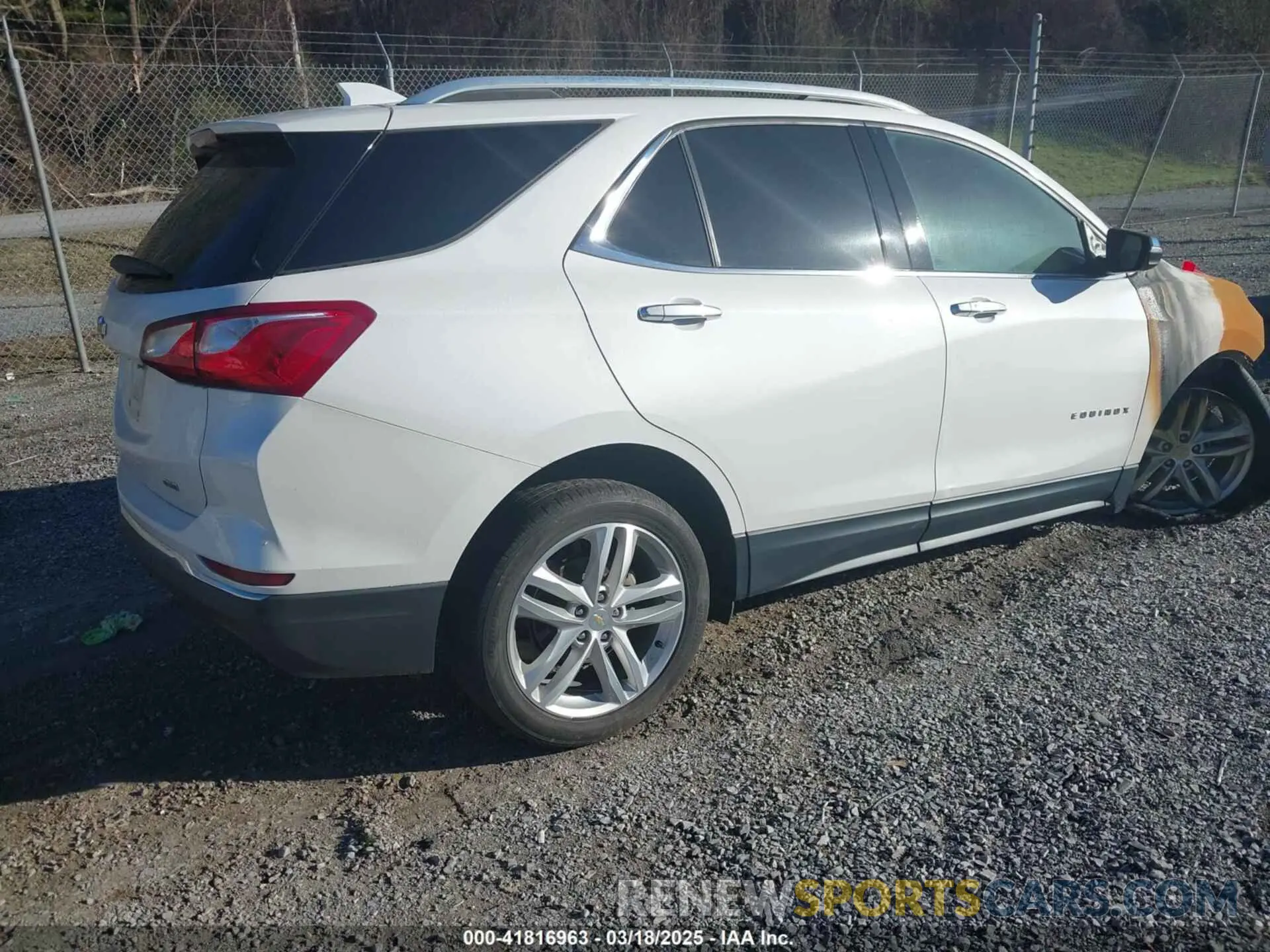 4 fotografías del automóvil dañado 2GNAXYEX7L6157497 CHEVROLET EQUINOX 2020