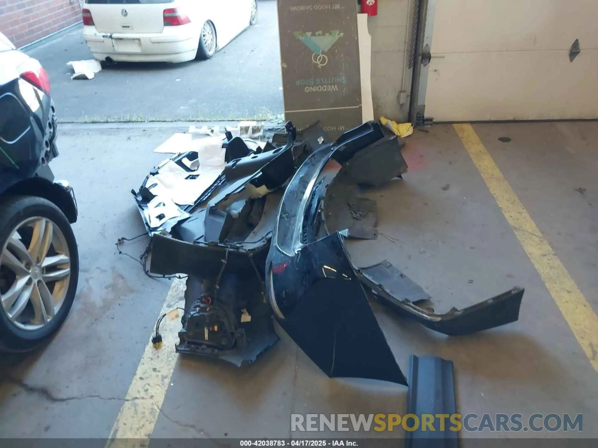 12 fotografías del automóvil dañado 2GNAXYEXXL6186797 CHEVROLET EQUINOX 2020