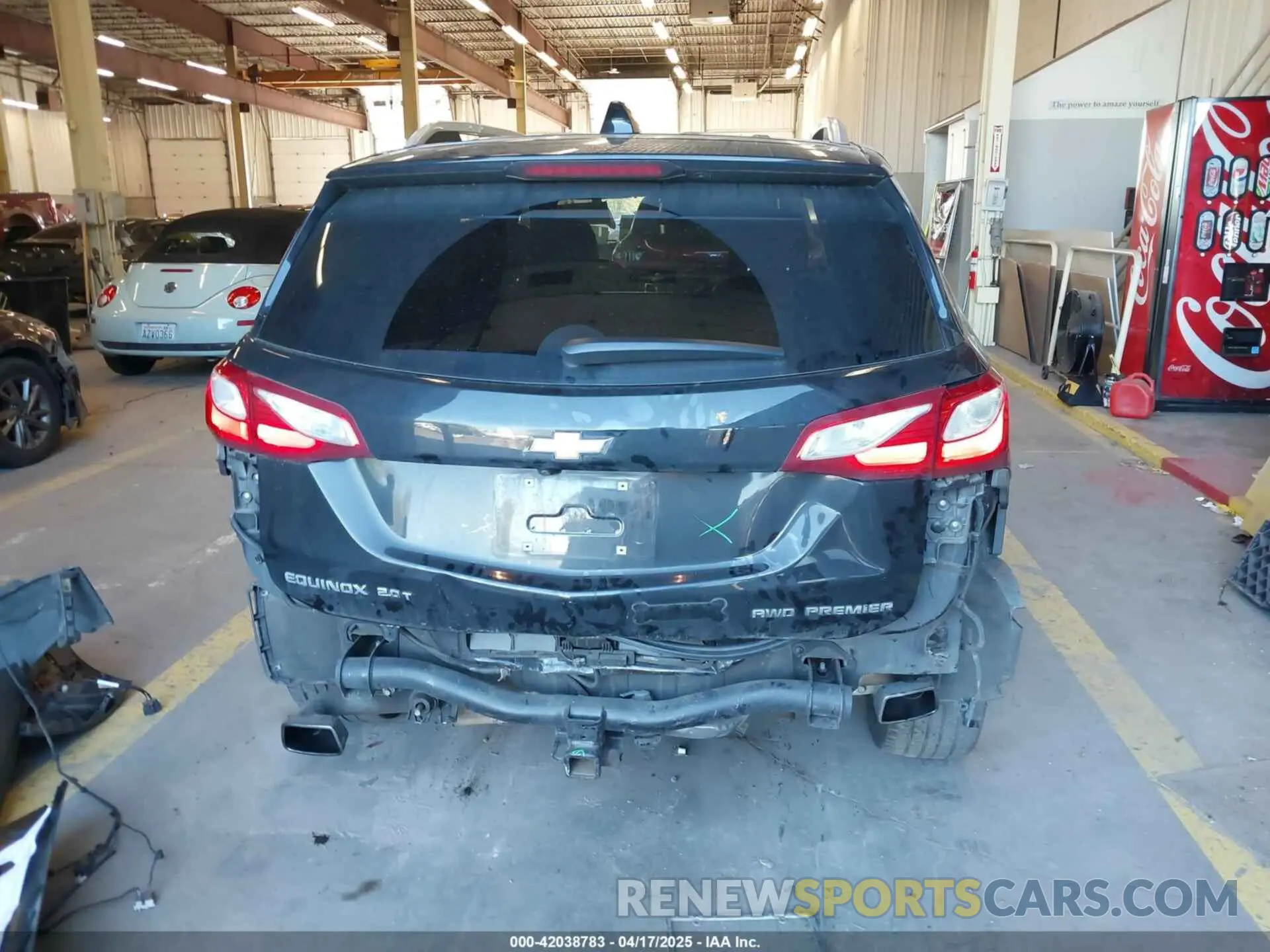 17 fotografías del automóvil dañado 2GNAXYEXXL6186797 CHEVROLET EQUINOX 2020