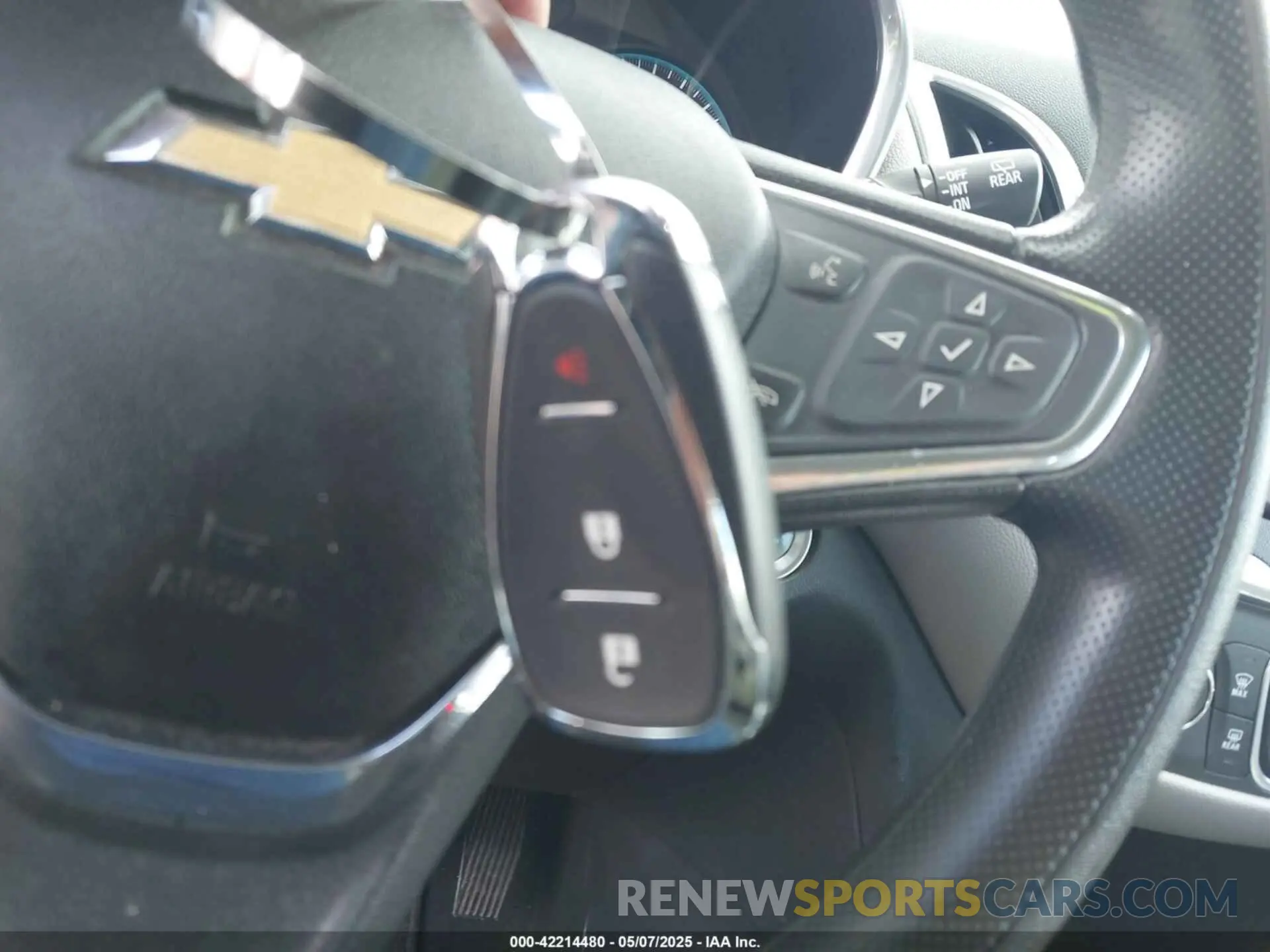11 fotografías del automóvil dañado 3GNAXFEV0LS654136 CHEVROLET EQUINOX 2020