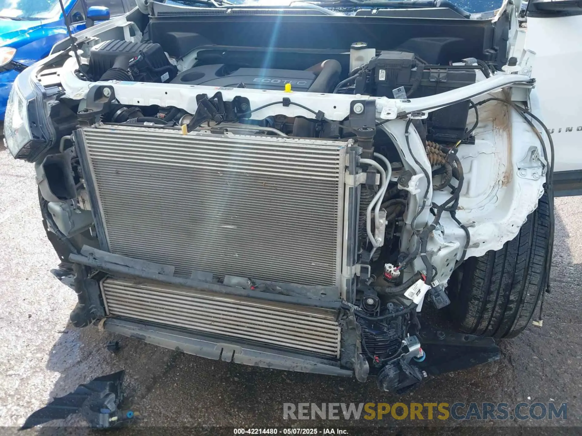 6 fotografías del automóvil dañado 3GNAXFEV0LS654136 CHEVROLET EQUINOX 2020