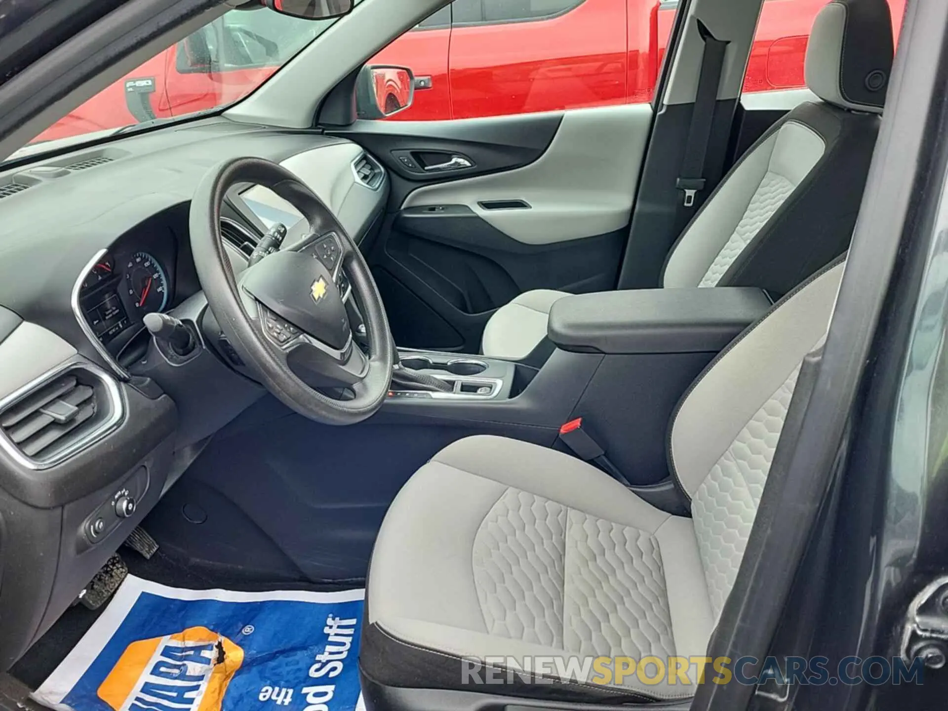 5 fotografías del automóvil dañado 3GNAXFEV3LS585152 CHEVROLET EQUINOX 2020