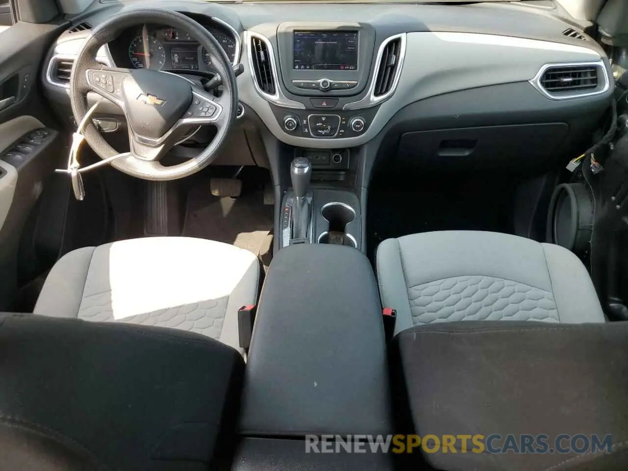 8 fotografías del automóvil dañado 3GNAXHEV1LS514852 CHEVROLET EQUINOX 2020