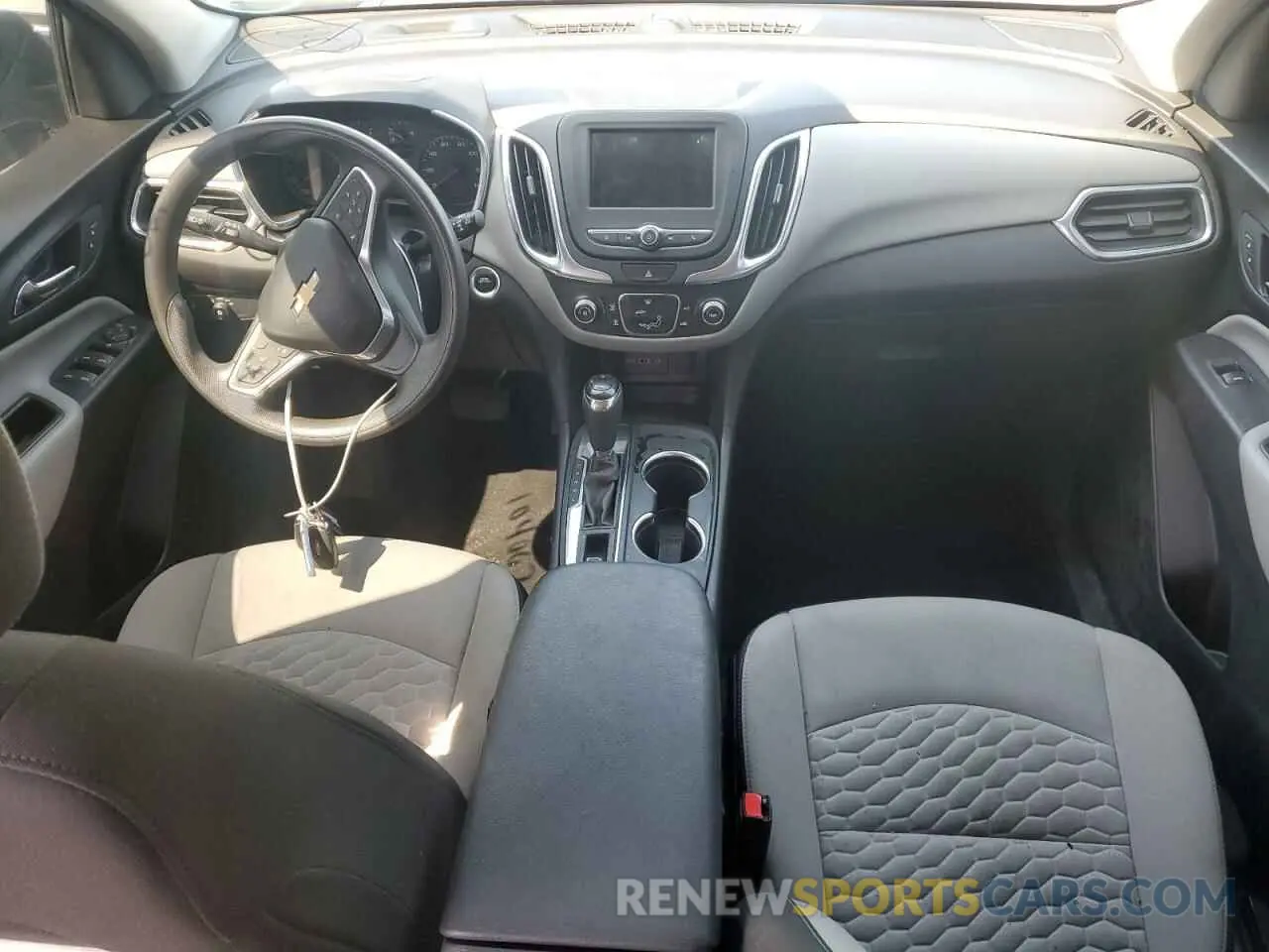 8 fotografías del automóvil dañado 3GNAXHEV1LS594282 CHEVROLET EQUINOX 2020
