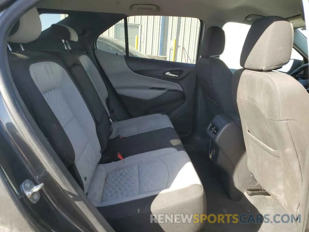 11 fotografías del automóvil dañado 3GNAXHEV2LS506243 CHEVROLET EQUINOX 2020