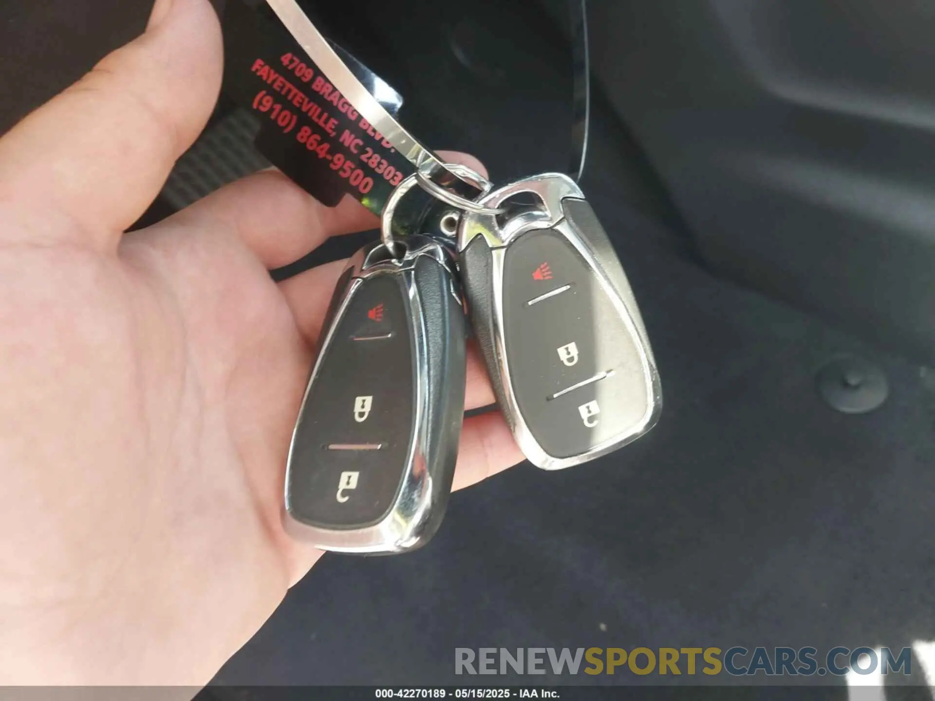 11 fotografías del automóvil dañado 3GNAXHEV2LS526900 CHEVROLET EQUINOX 2020