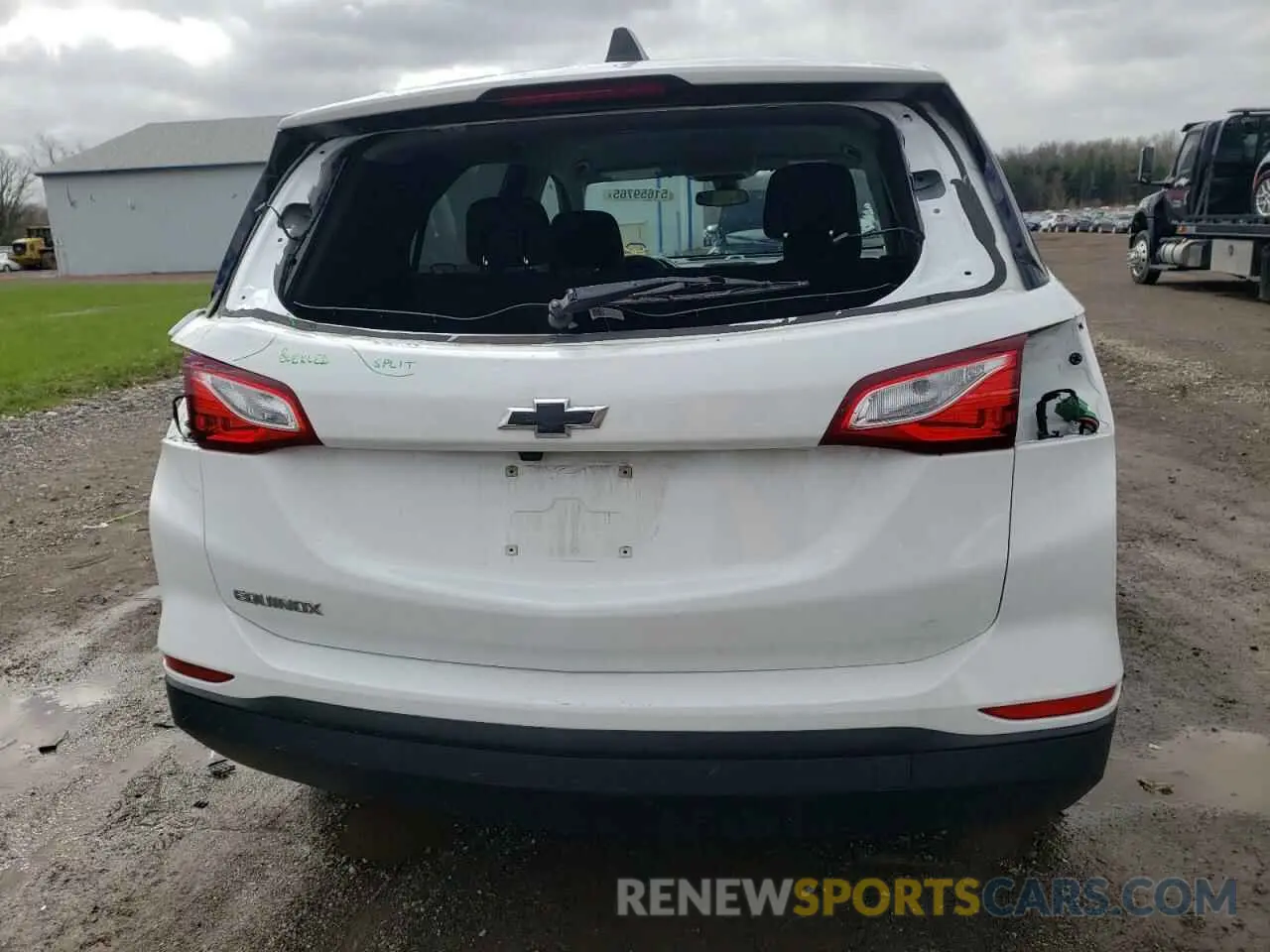6 fotografías del automóvil dañado 3GNAXHEV2LS695234 CHEVROLET EQUINOX 2020