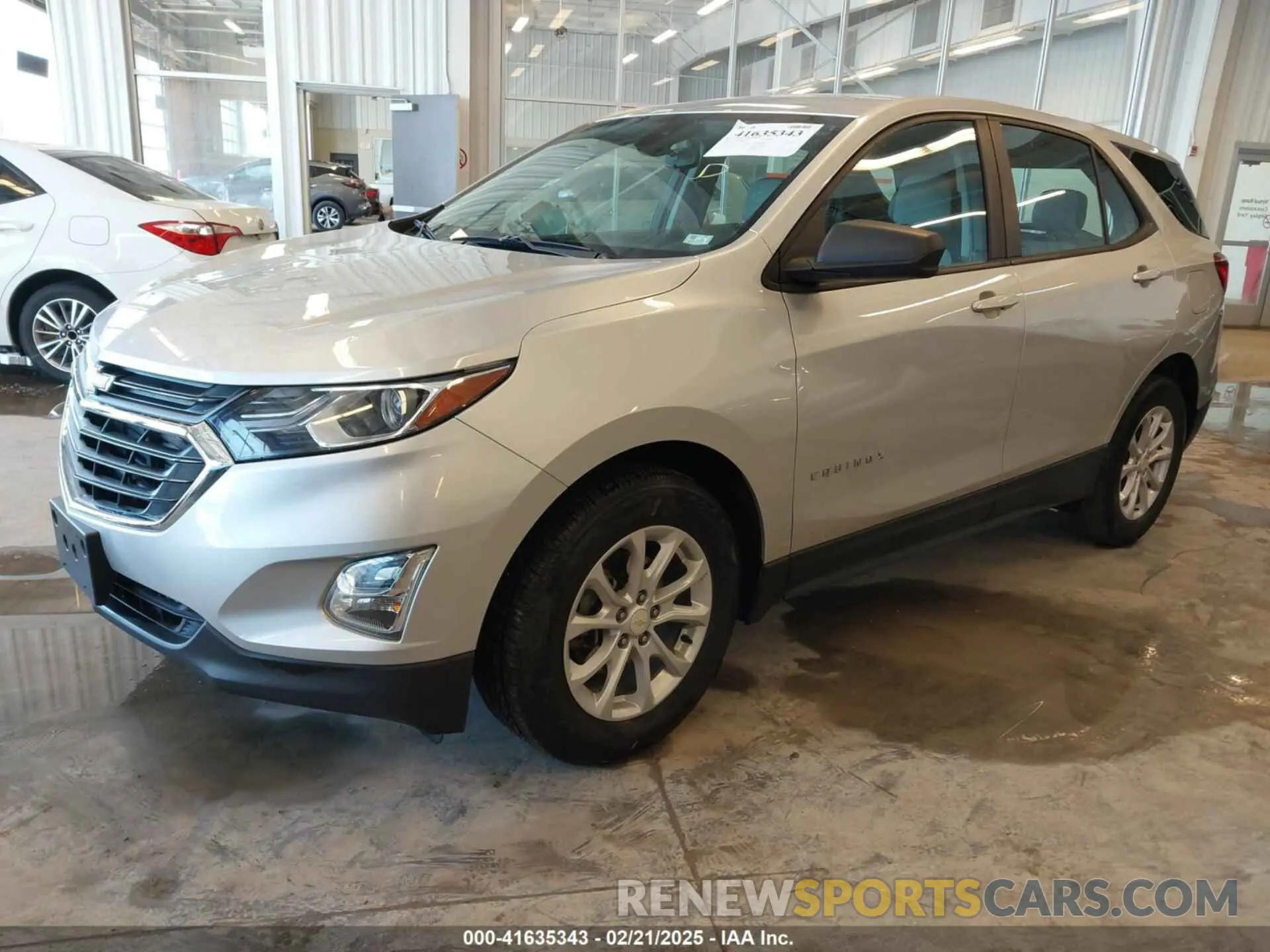 2 fotografías del automóvil dañado 3GNAXHEV2LS697744 CHEVROLET EQUINOX 2020