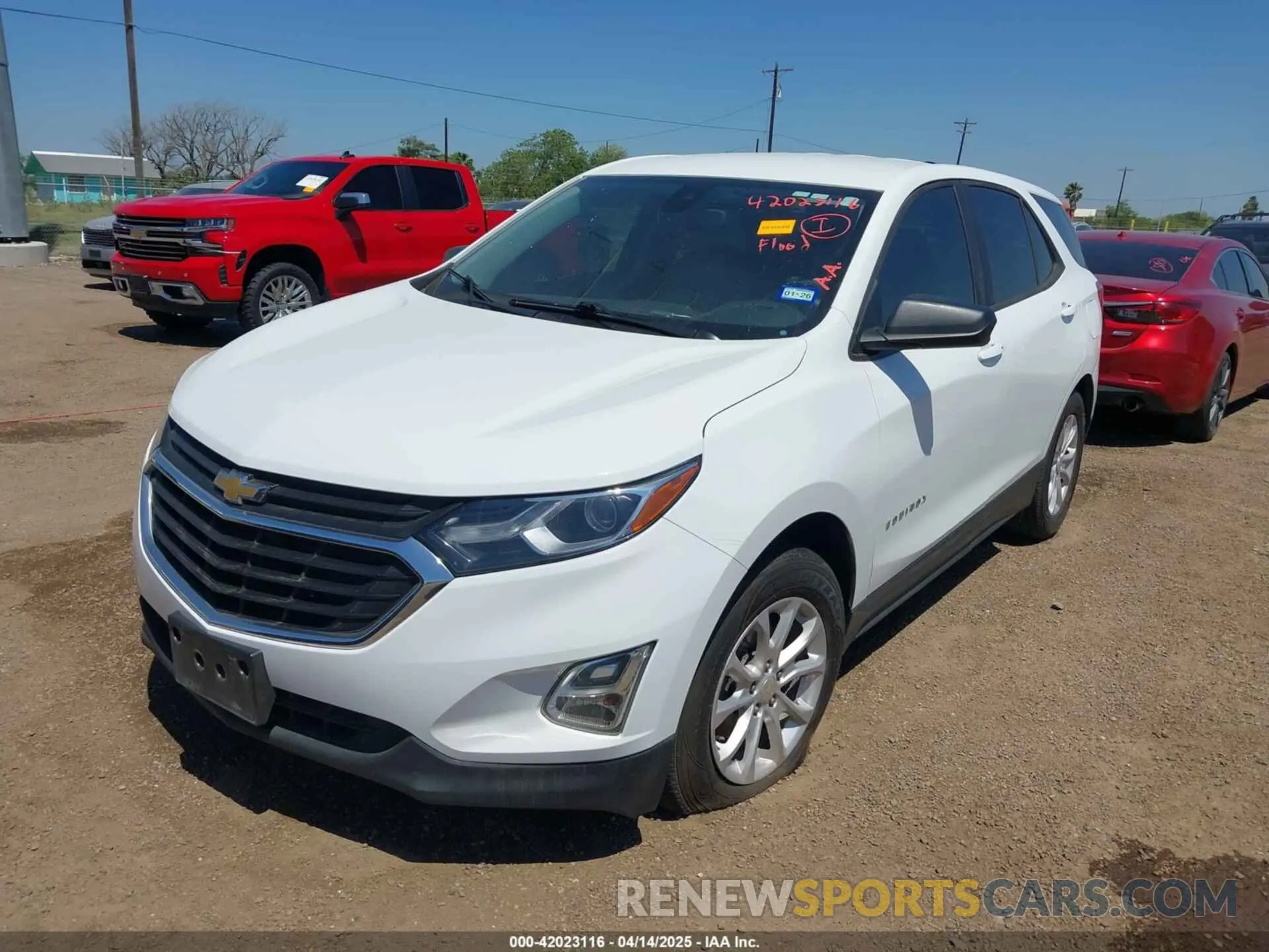 6 fotografías del automóvil dañado 3GNAXHEV2LS706023 CHEVROLET EQUINOX 2020