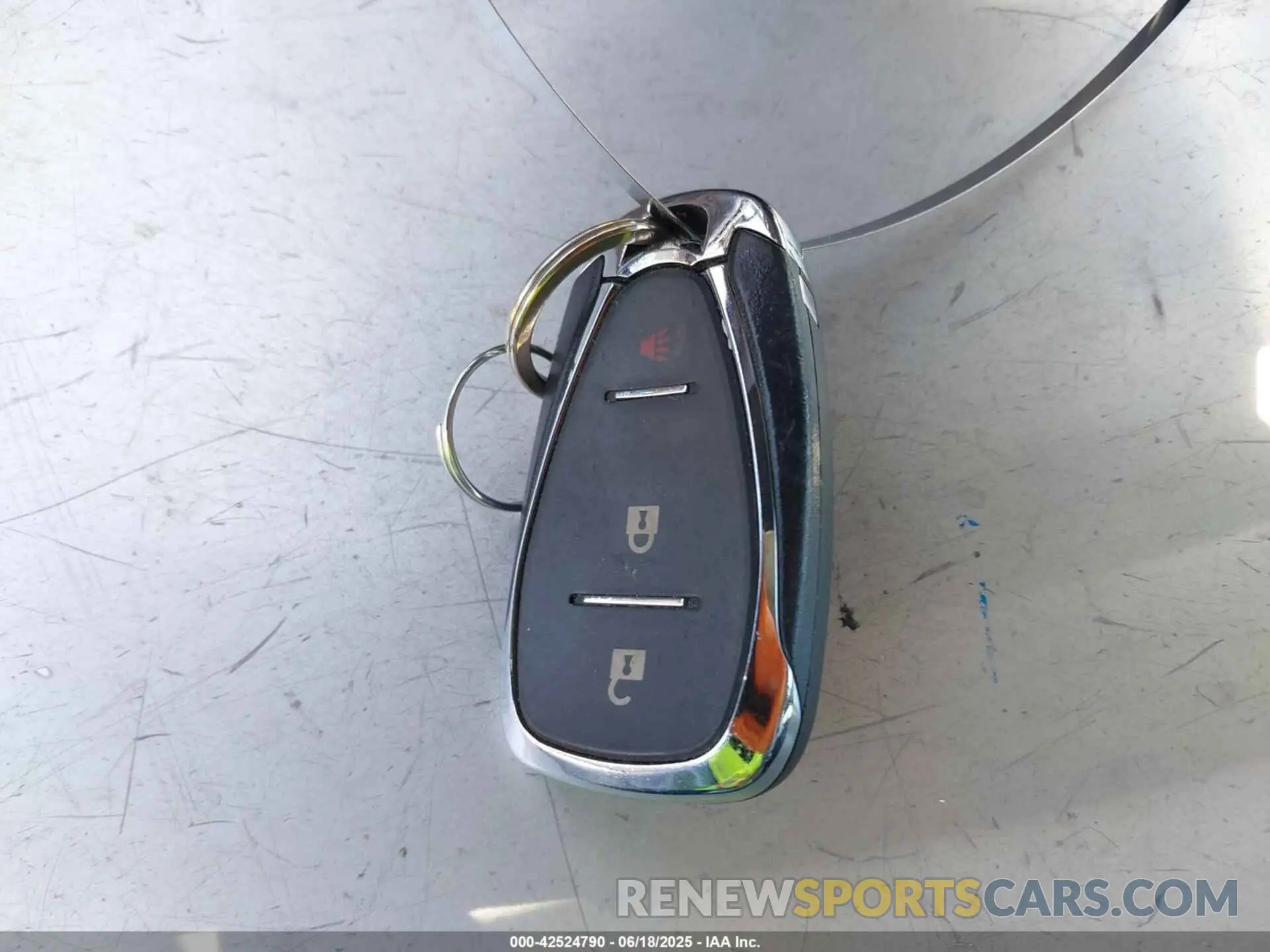 11 fotografías del automóvil dañado 3GNAXHEV2LS737126 CHEVROLET EQUINOX 2020