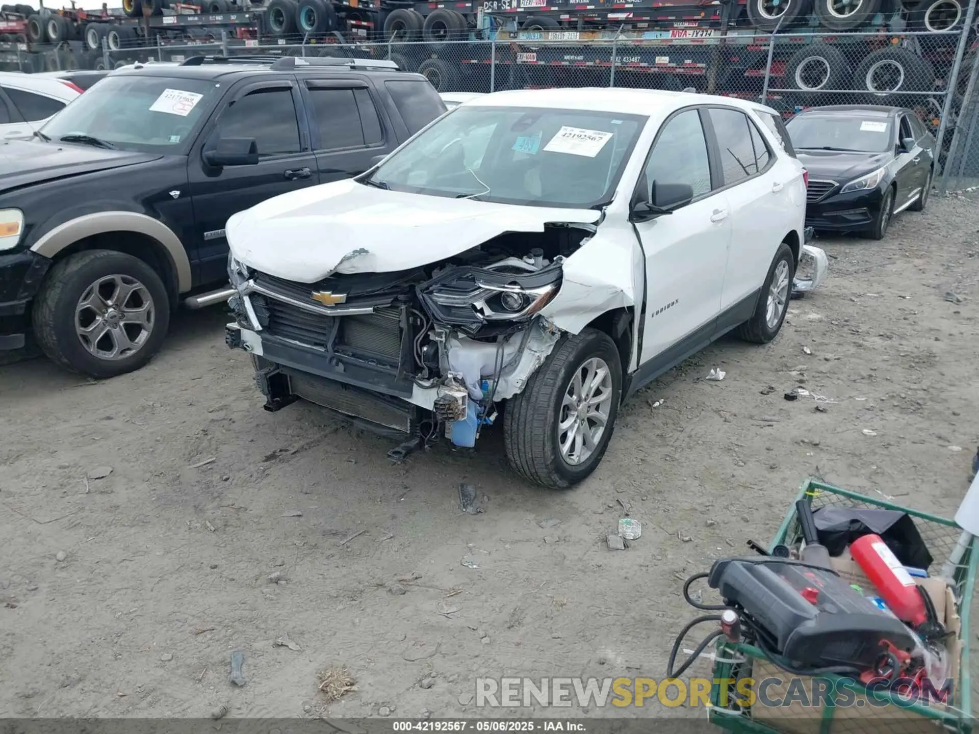 2 fotografías del automóvil dañado 3GNAXHEV3LS508244 CHEVROLET EQUINOX 2020